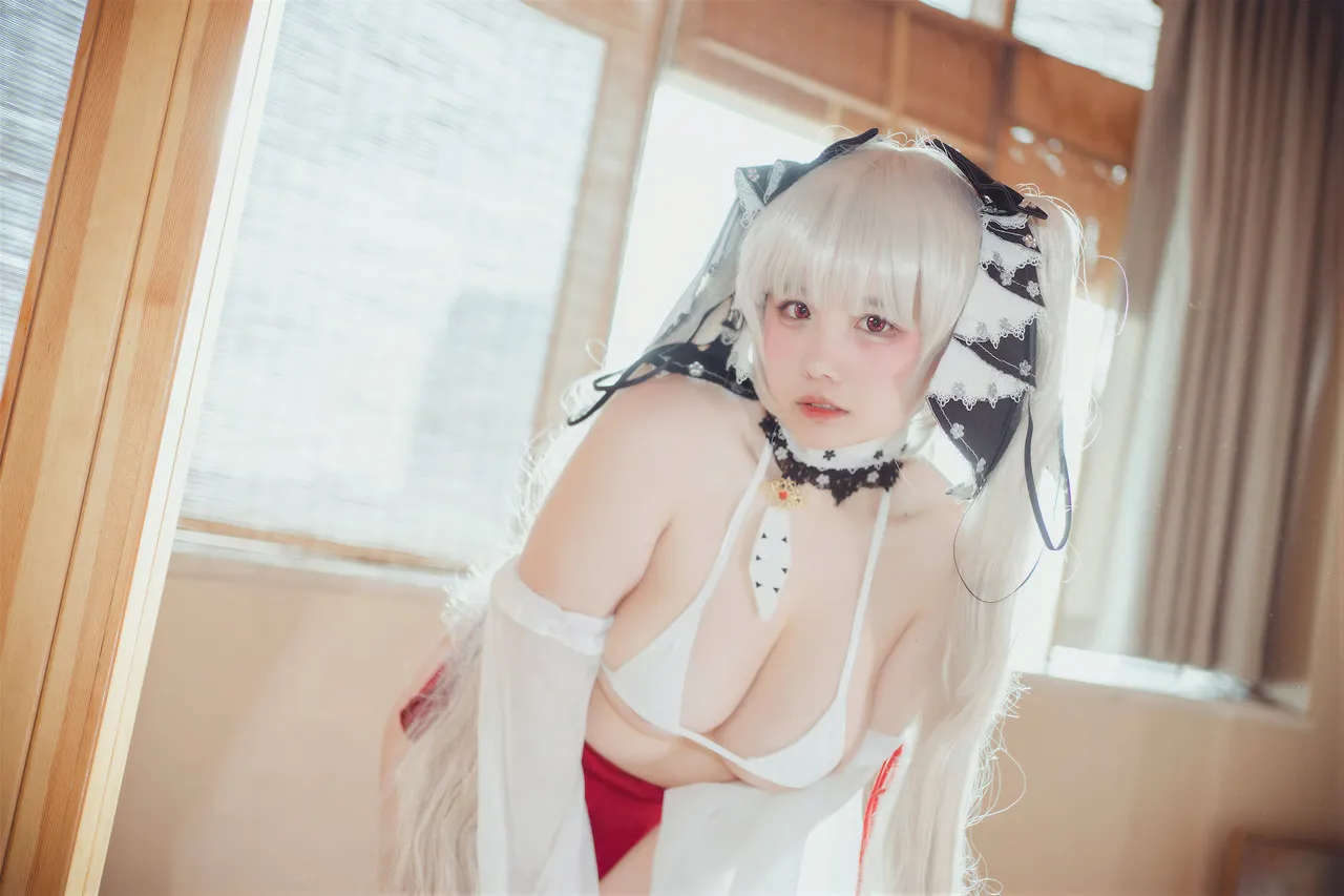 Aban is having a great time today – Azur Lane Fearsome Priestess 1 Aban is having a great time today – Azur Lane Fearsome Priestess 1
