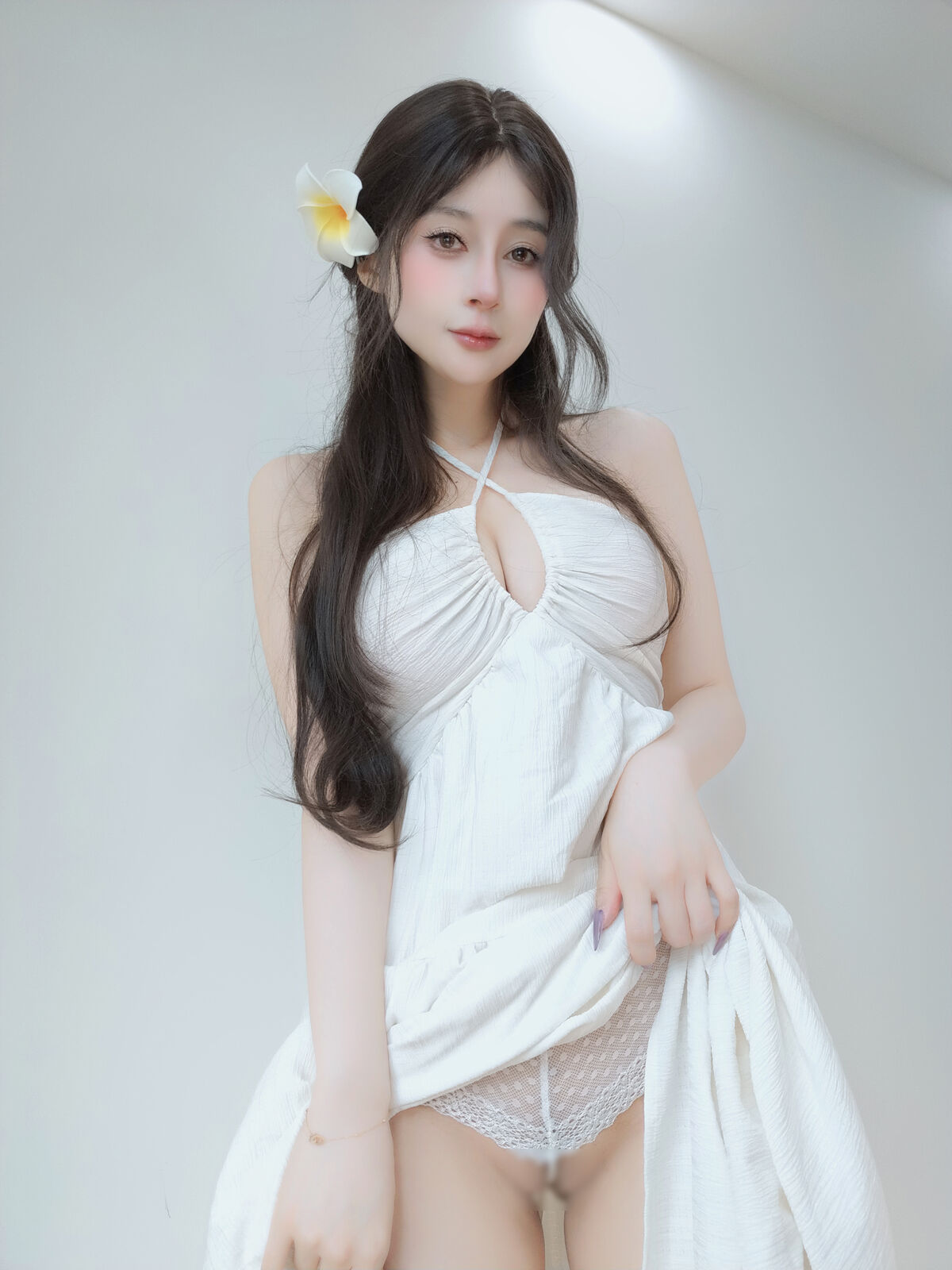 Coser@ Silver 81 - Fantia September 2025 Member Collection 15 Sets Part 01 (49P - 6V) Coser@ Silver 81 - Fantia September 2025 Member Collection 15 Sets Part 01 (49P - 6V)