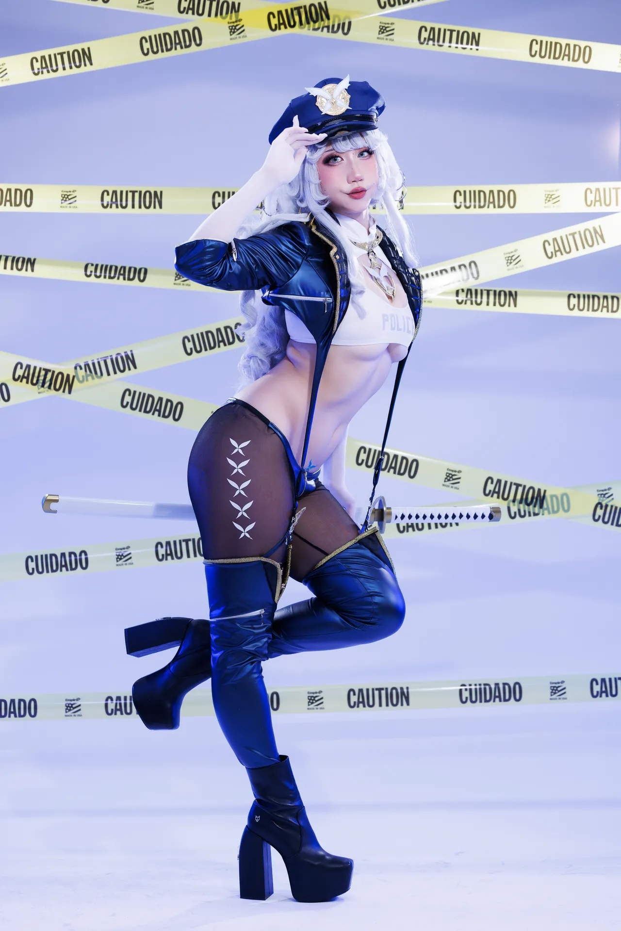 Danisaurz - Officer Shinano Danisaurz - Officer Shinano