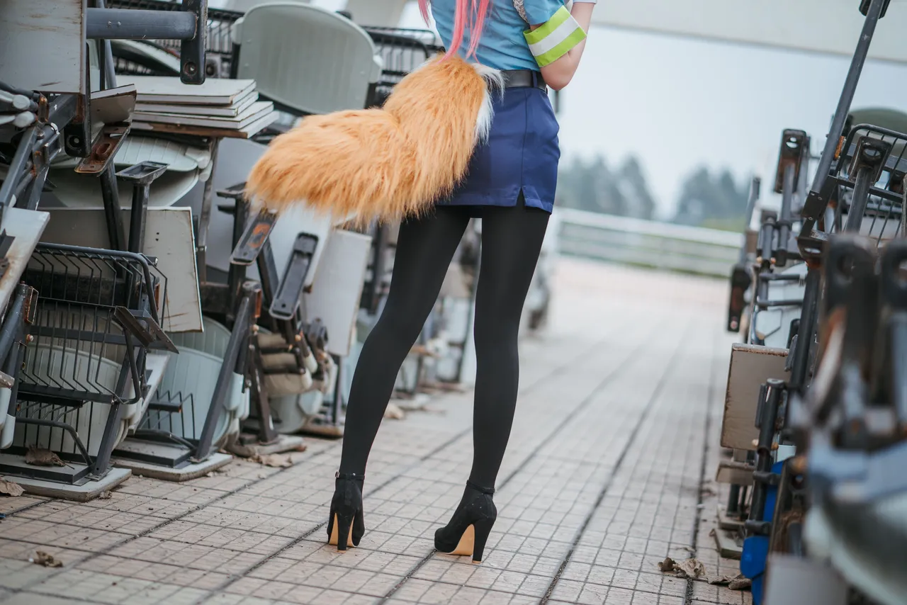 In front of Tamamo In front of Tamamo