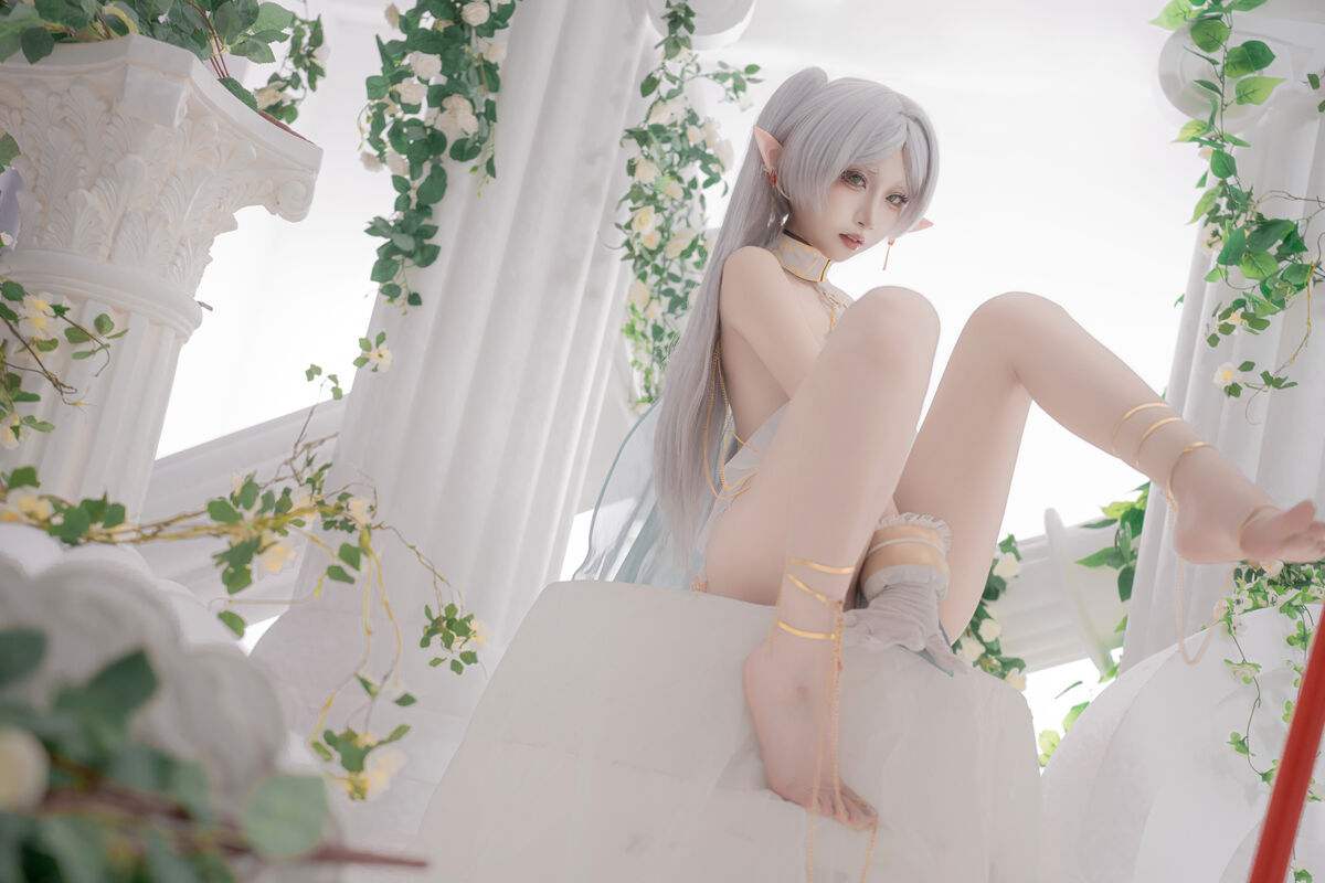 Coser@ Paper Joy Etsu_ko - Funeral Frilian Frilian Dancer (74P) Coser@ Paper Joy Etsu_ko - Funeral Frilian Frilian Dancer (74P)