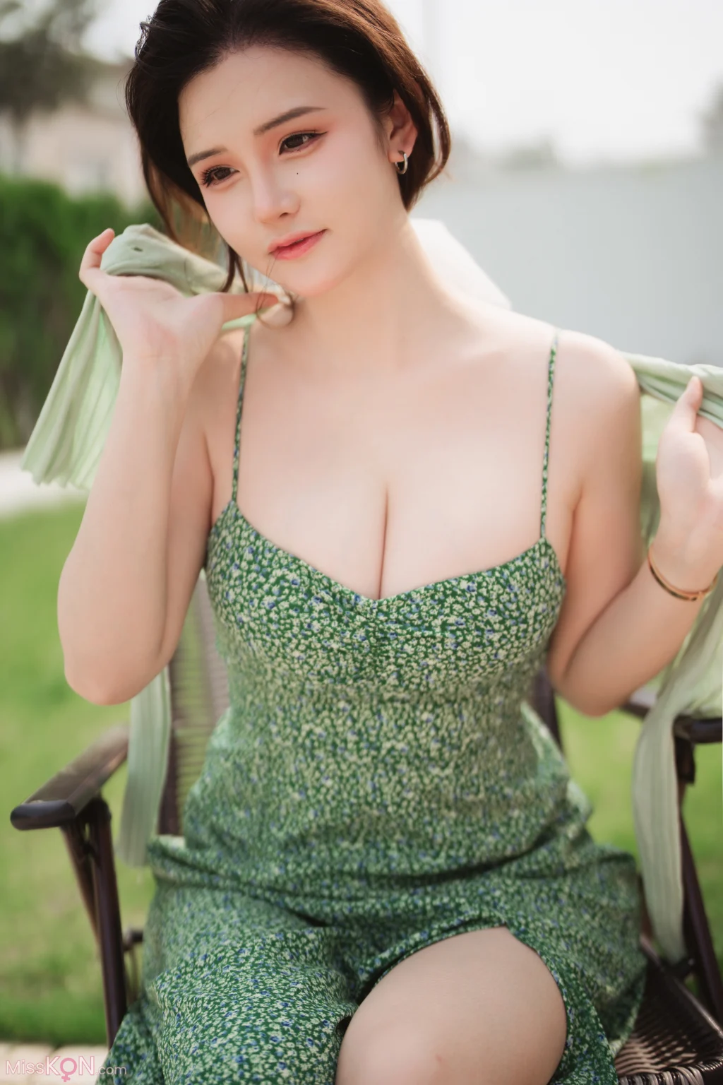 Coser@前羽_rr: 夏鸣潮 (87 photos) Coser@前羽_rr: 夏鸣潮 (87 photos)