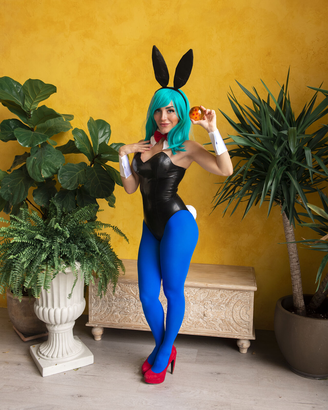 Lisa Mancini - Bunny Bulma Lisa Mancini - Bunny Bulma