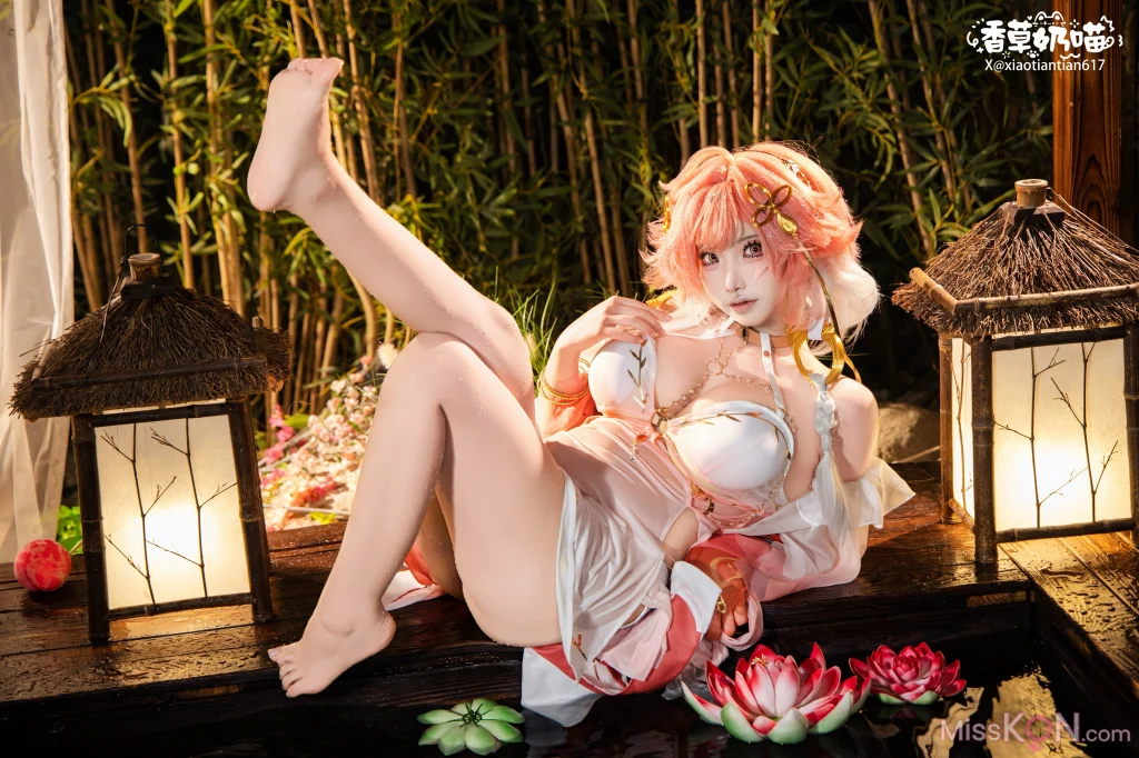 Coser@ Vanilla Milk Meow: Changli Collector Coser@ Vanilla Milk Meow: Changli Collector