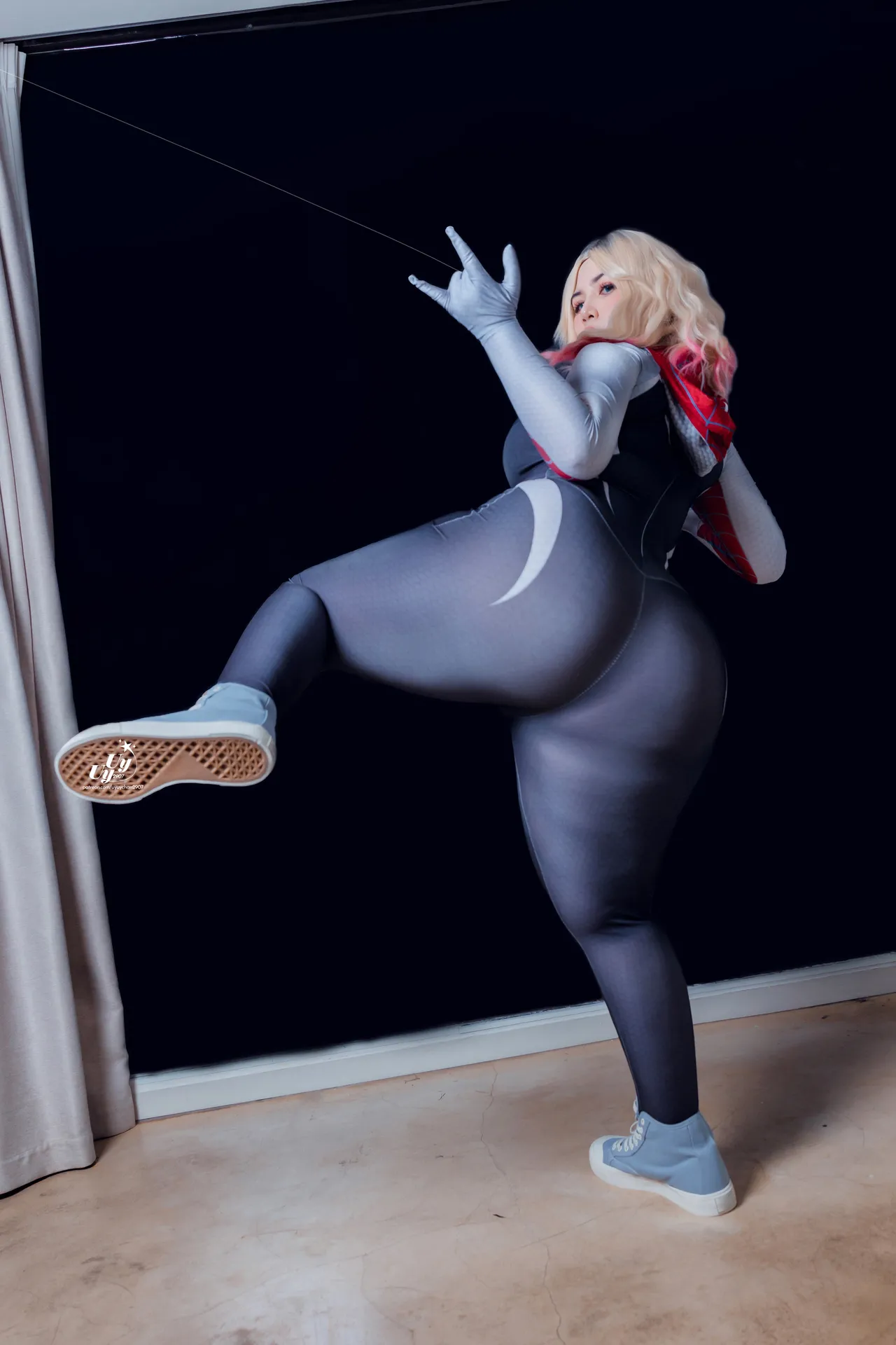 UyUy - Spider Gwen 1 UyUy - Spider Gwen 1