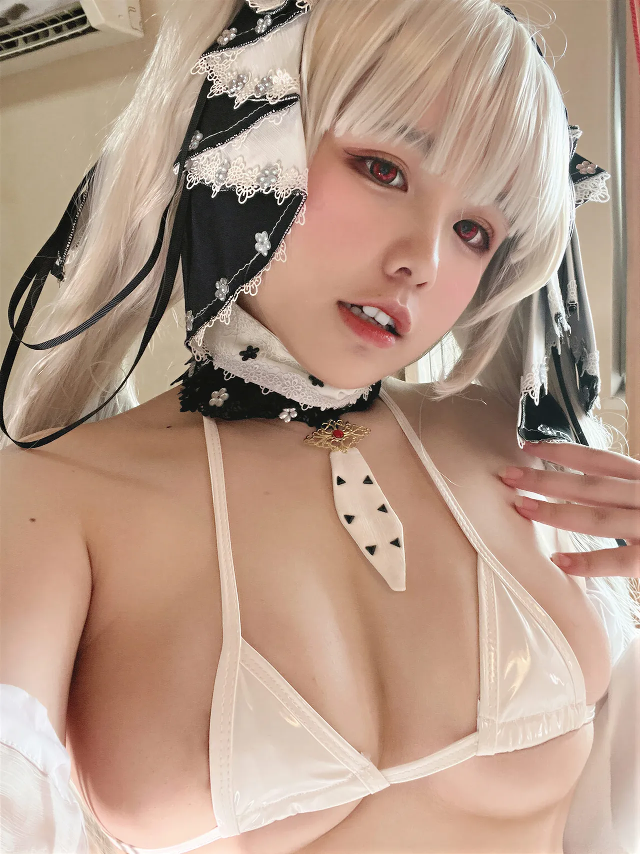 Aban is having a great time today – Azur Lane Fearsome Priestess 1 Aban is having a great time today – Azur Lane Fearsome Priestess 1