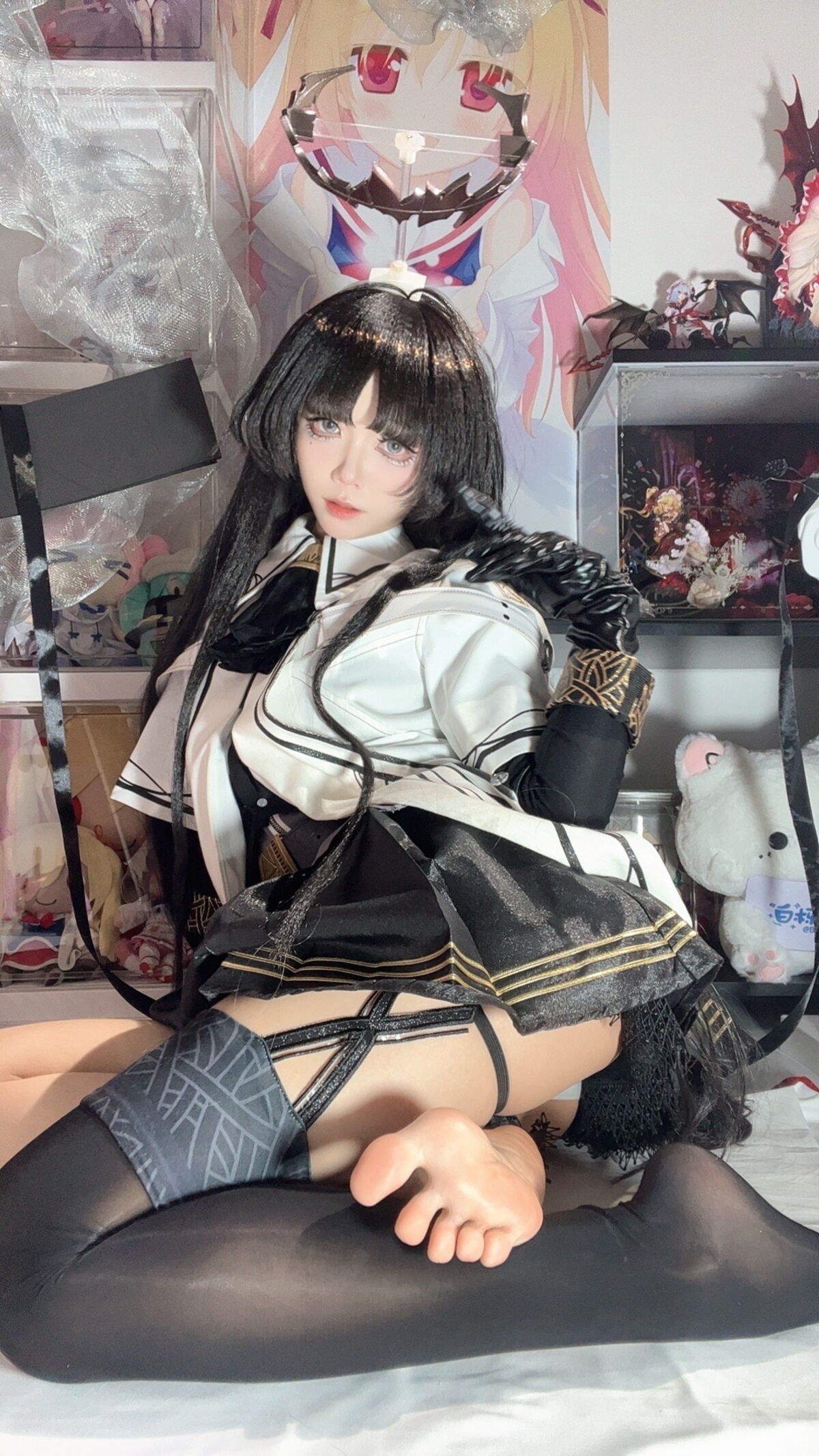 Coser@ White Oak Shirly - Arknights Arturo Part01 (66P - 28V) Coser@ White Oak Shirly - Arknights Arturo Part01 (66P - 28V)