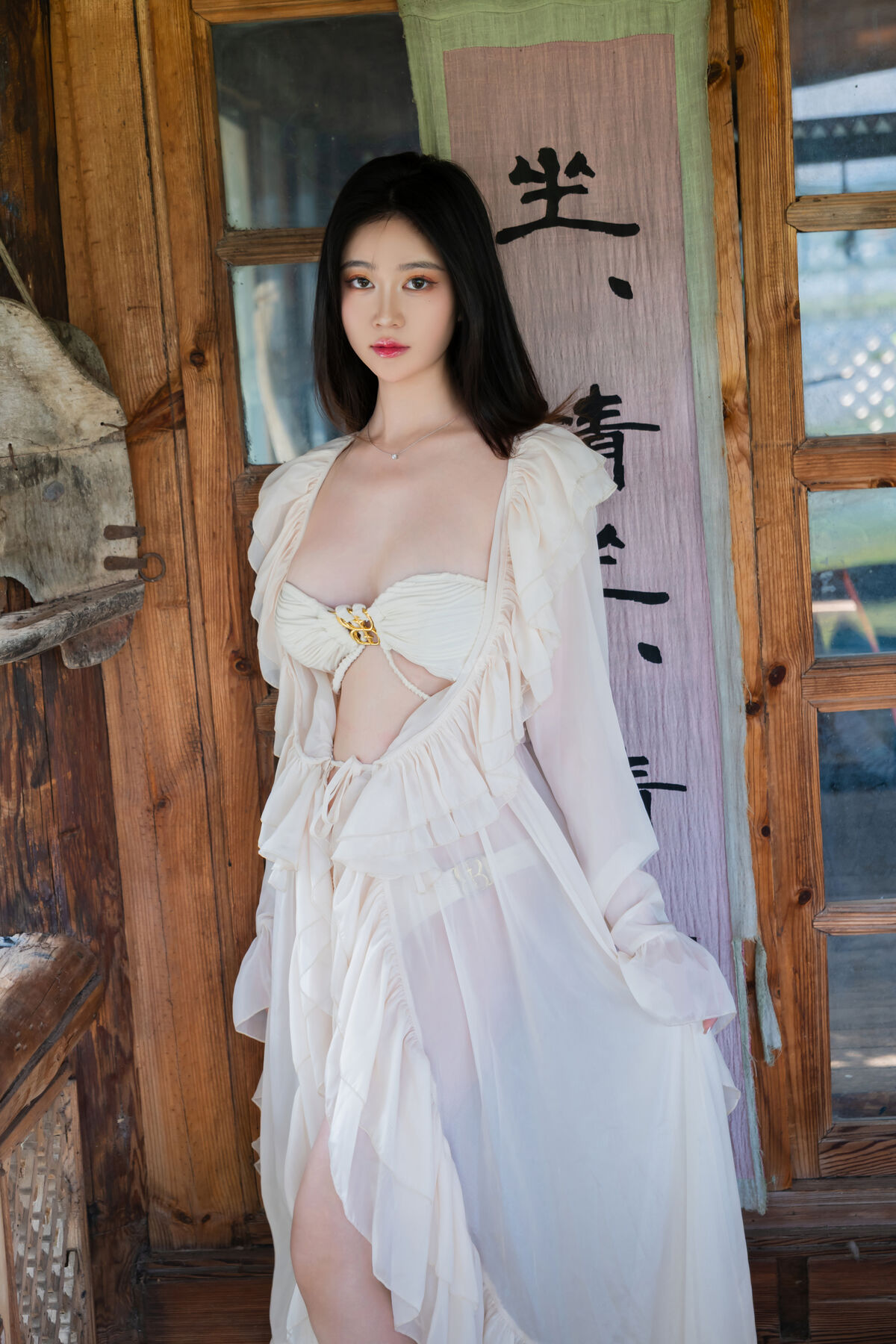 Coser@ Nnian - Qianxia (61P) Coser@ Nnian - Qianxia (61P)