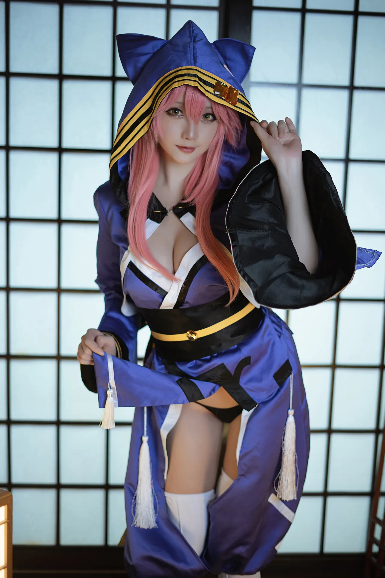 In front of Tamamo In front of Tamamo
