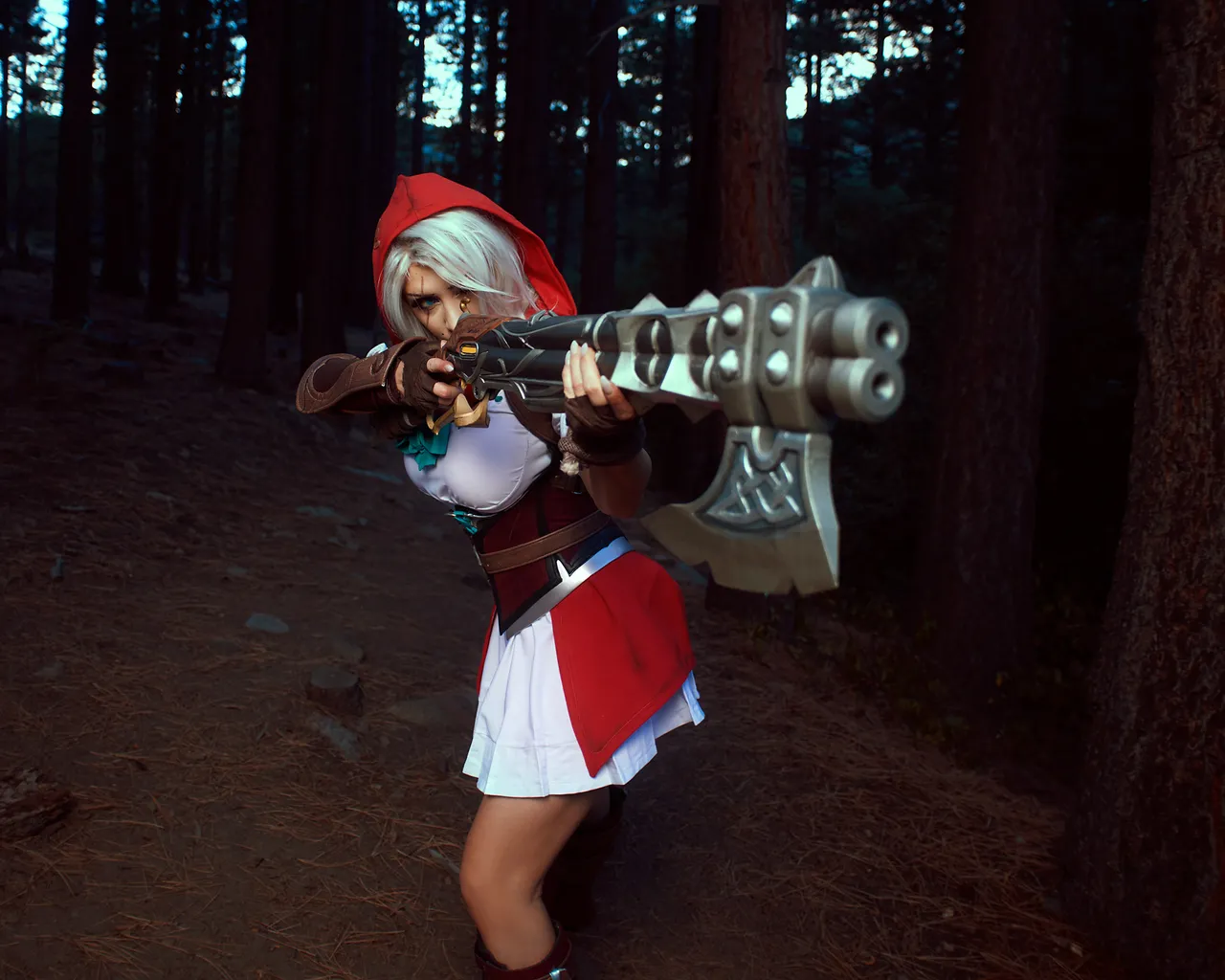 Kate Sarkissian - Little Red Riding Hood Kate Sarkissian - Little Red Riding Hood