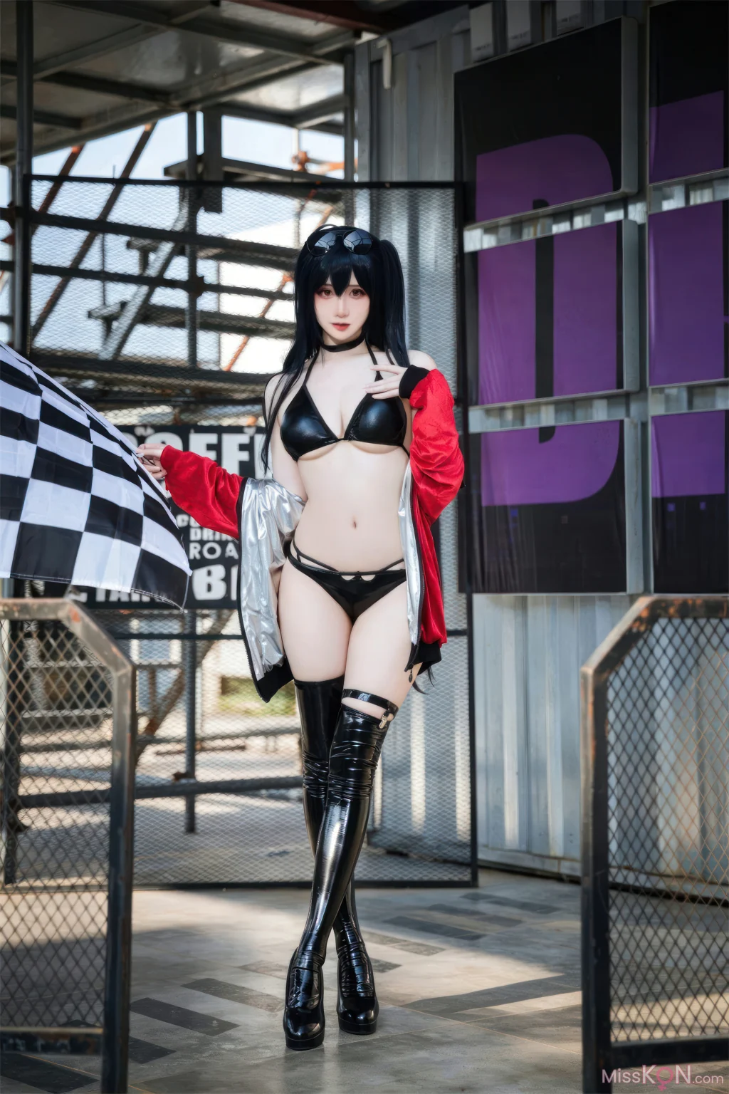 Coser@ Warm Charcoal: Azur Lane Taihou Racing Suit (32 photos) Coser@ Warm Charcoal: Azur Lane Taihou Racing Suit (32 photos)