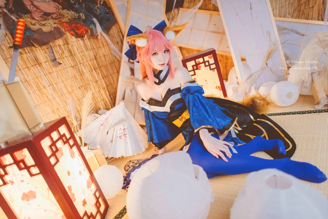 In front of Tamamo In front of Tamamo
