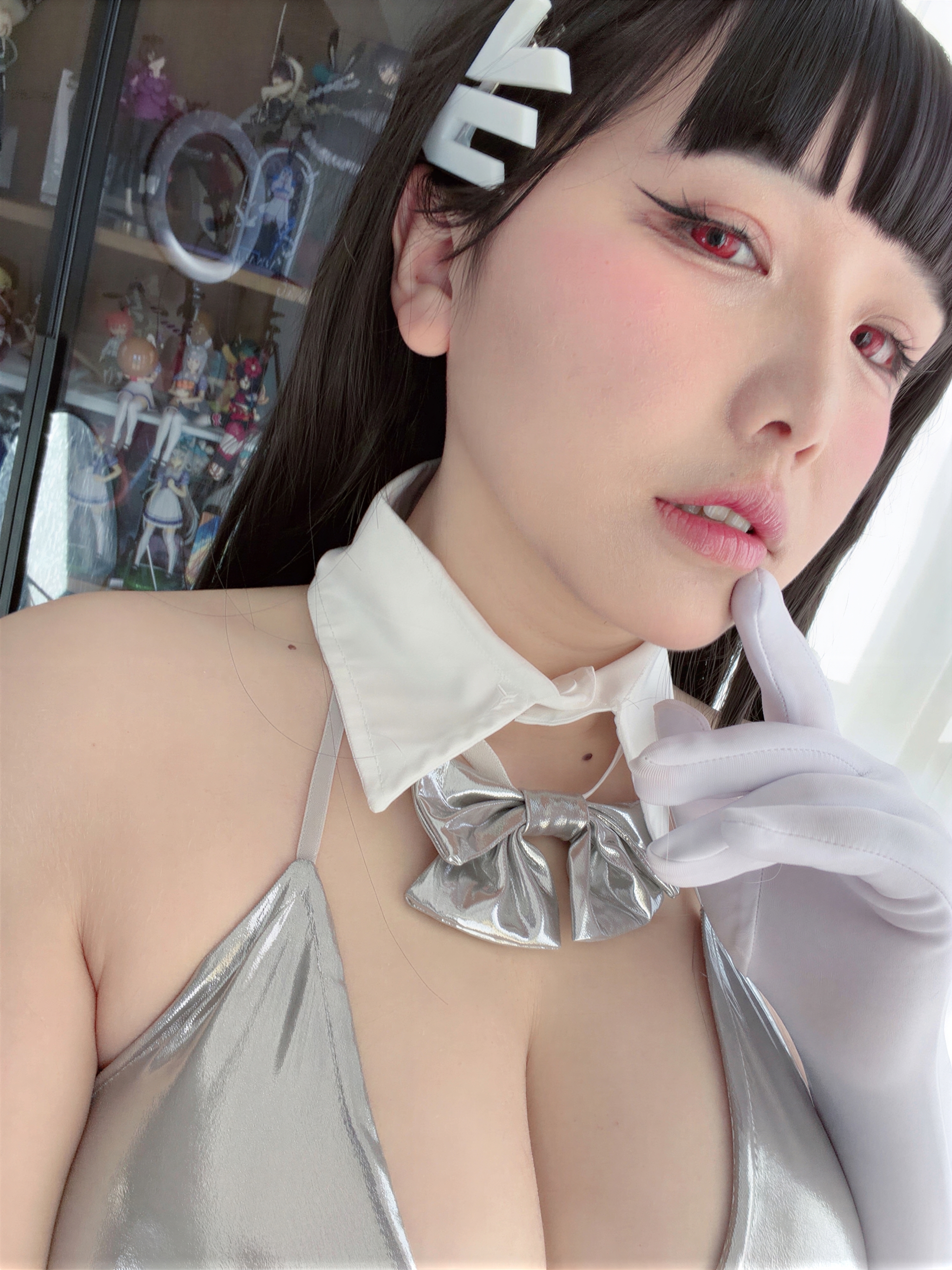 A Ban is very happy today - Blue Archive Tiaoyue Rion Silver Long Dress A Ban is very happy today - Blue Archive Tiaoyue Rion Silver Long Dress