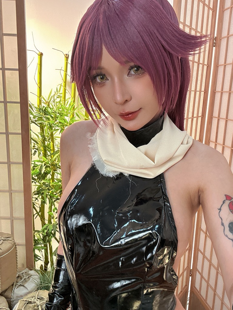 Umeko J – Yoruichi Shihōin Umeko J – Yoruichi Shihōin