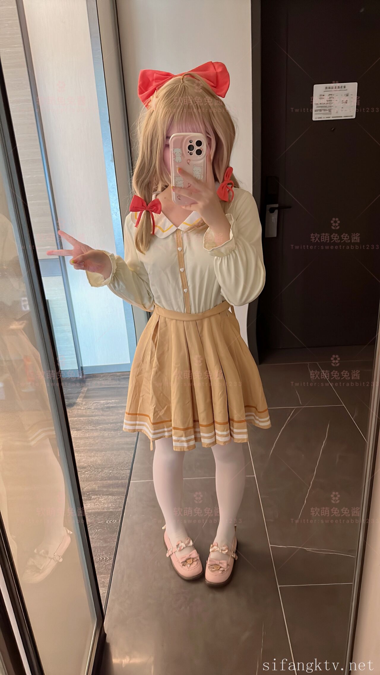 软萌兔兔酱 嘉然 嘉然今天吃什么 Vup/Vtuber 软萌兔兔酱 嘉然 嘉然今天吃什么 Vup/Vtuber