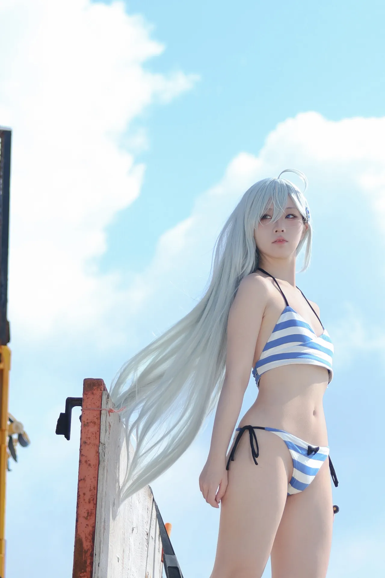 G44 does not hurt the Phantom swimsuit G44 does not hurt the Phantom swimsuit