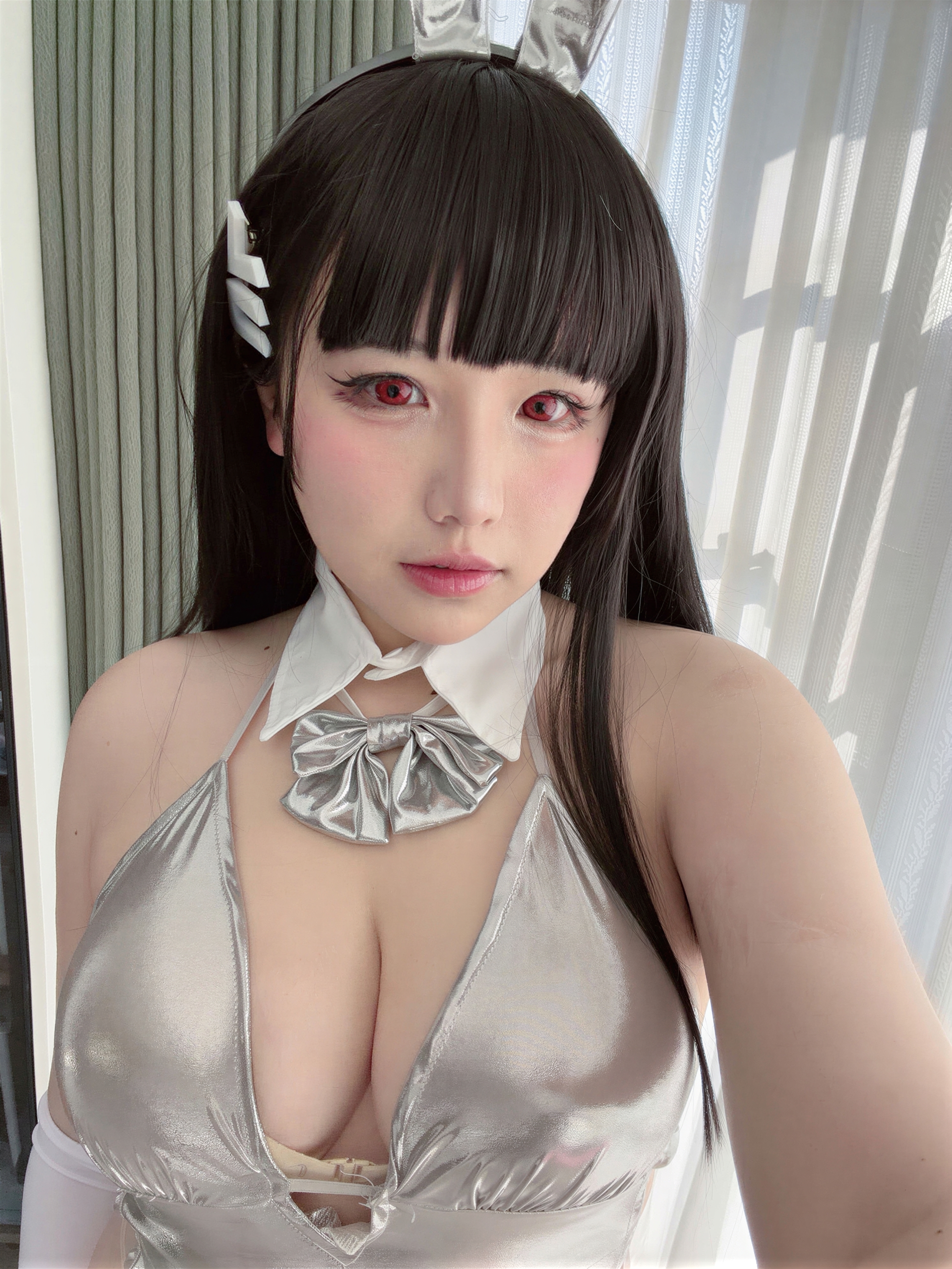 A Ban is very happy today - Blue Archive Tiaoyue Rion Silver Long Dress A Ban is very happy today - Blue Archive Tiaoyue Rion Silver Long Dress
