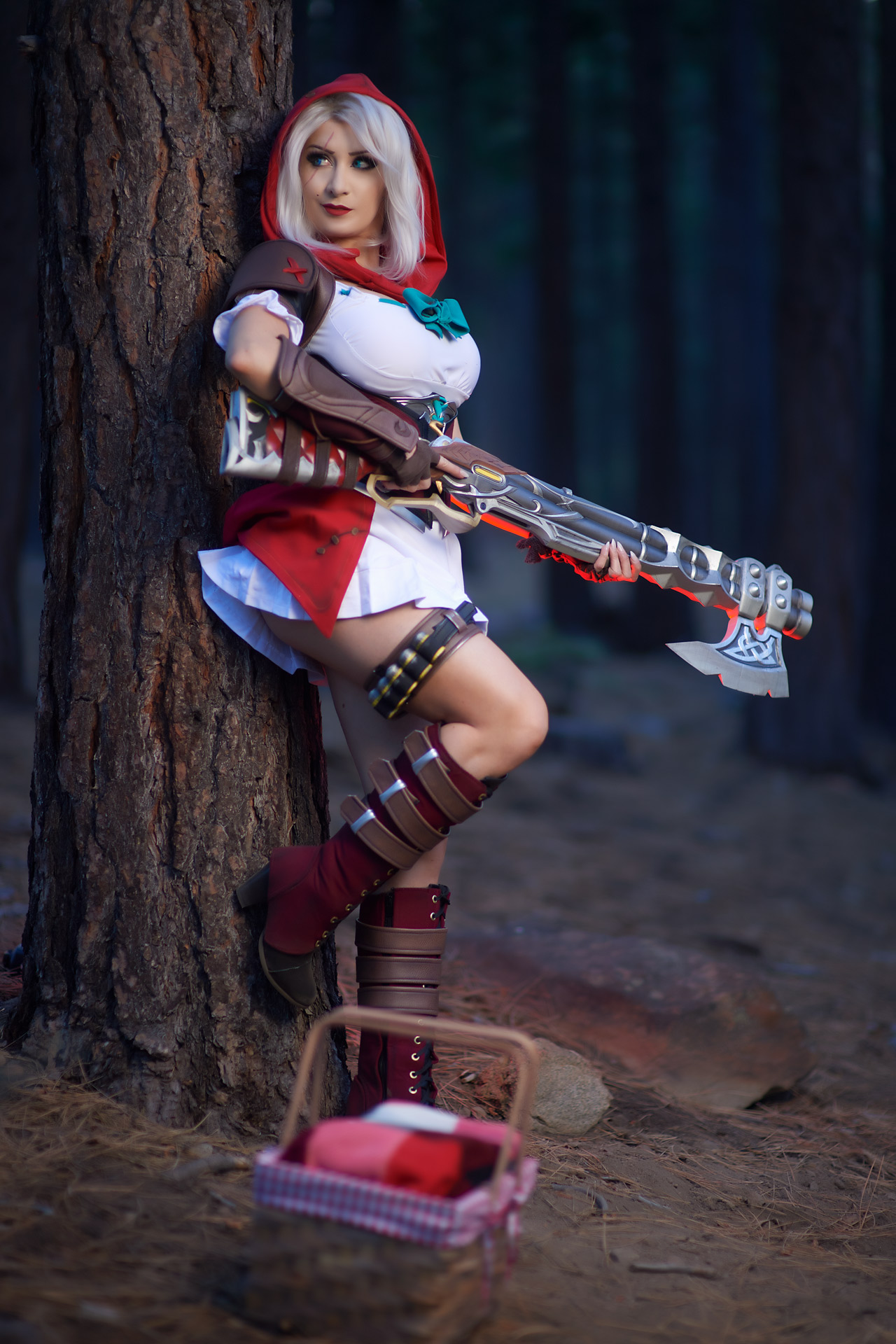 Kate Sarkissian - Little Red Riding Hood Kate Sarkissian - Little Red Riding Hood