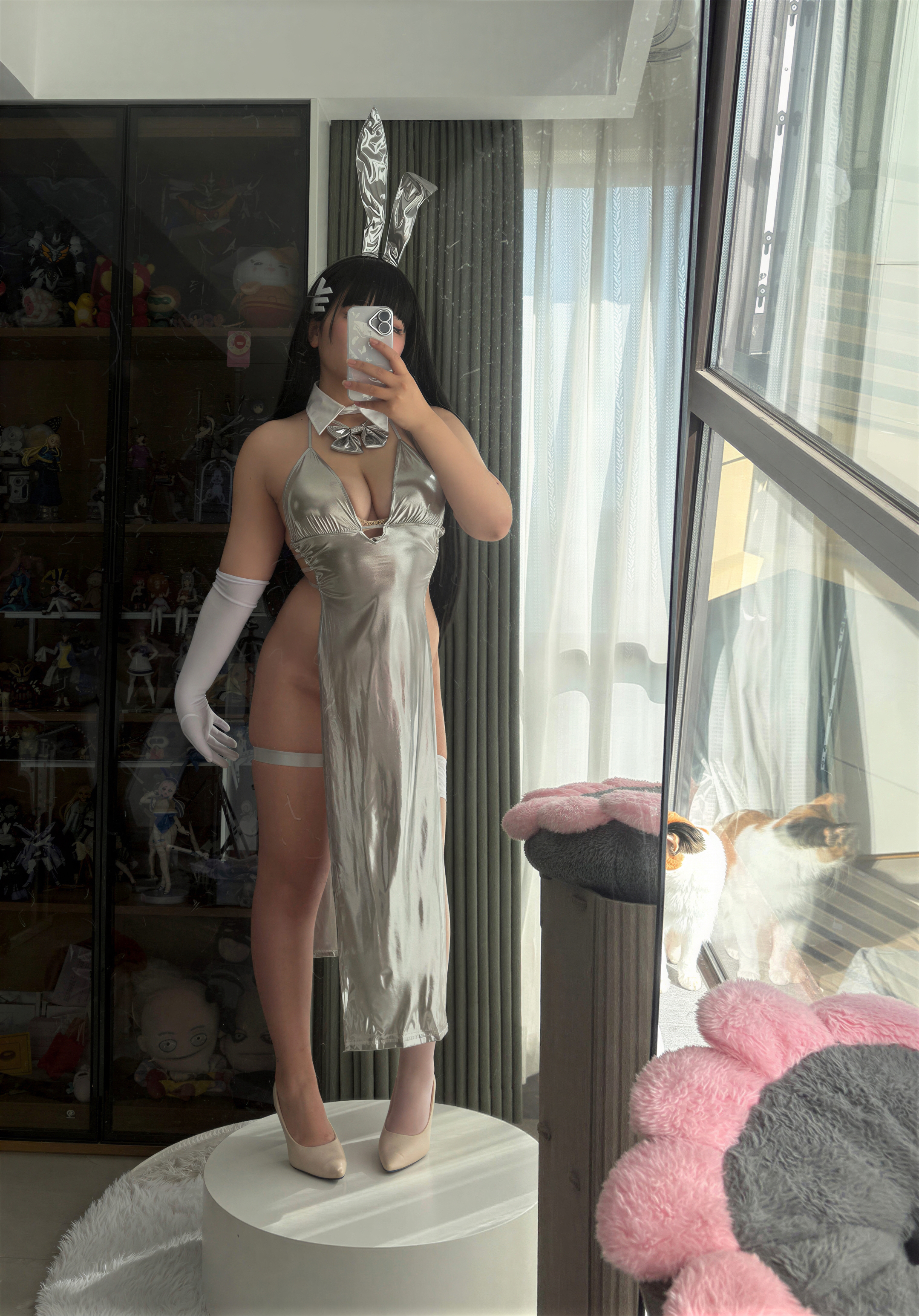 A Ban is very happy today - Blue Archive Tiaoyue Rion Silver Long Dress A Ban is very happy today - Blue Archive Tiaoyue Rion Silver Long Dress