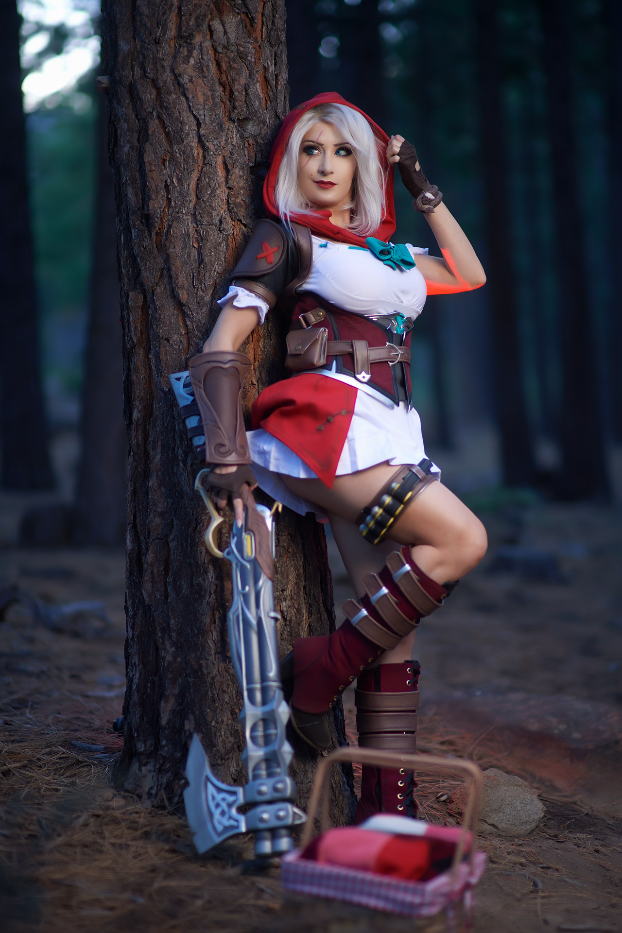 Kate Sarkissian - Little Red Riding Hood Kate Sarkissian - Little Red Riding Hood