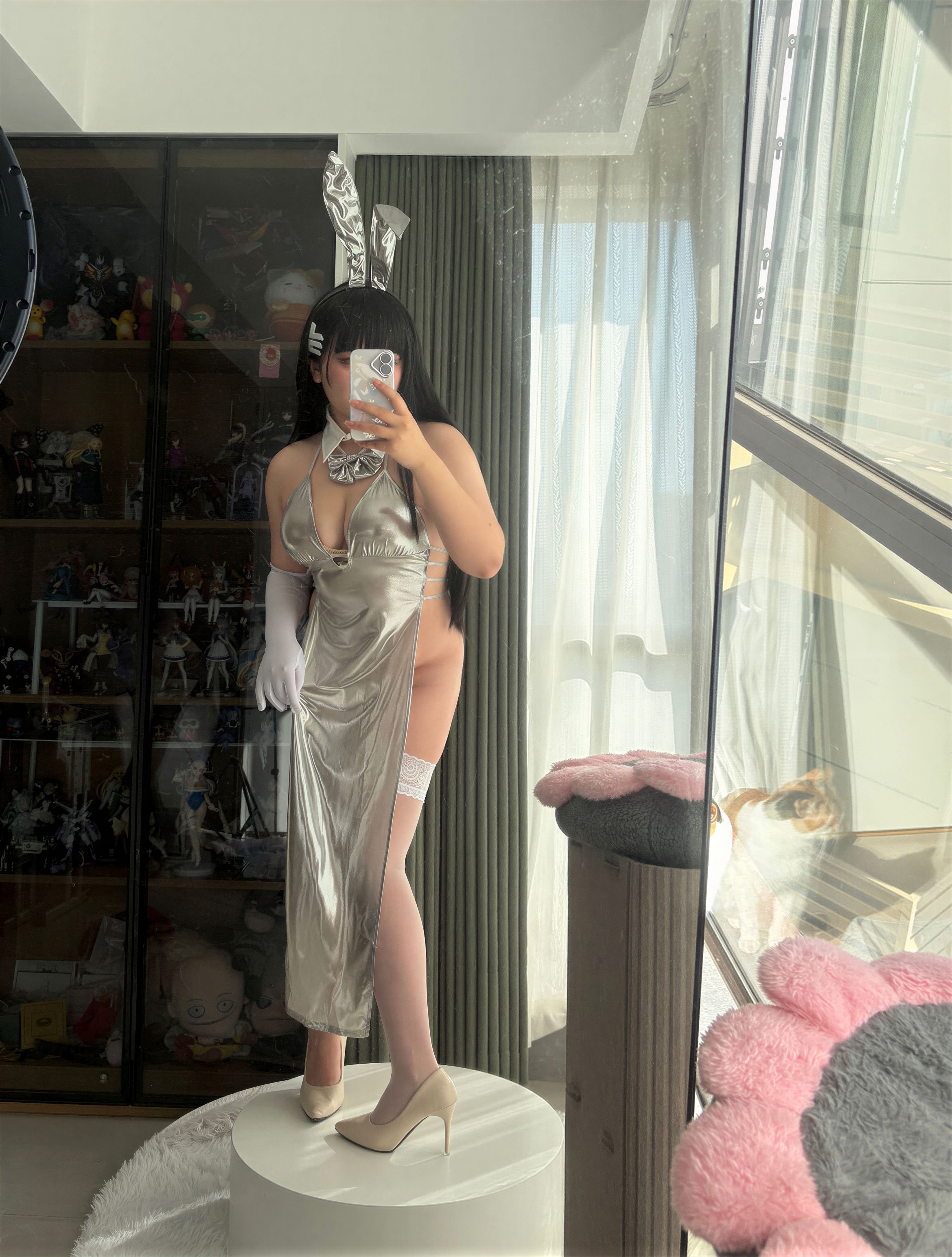 A Ban is very happy today - Blue Archive Tiaoyue Rion Silver Long Dress A Ban is very happy today - Blue Archive Tiaoyue Rion Silver Long Dress