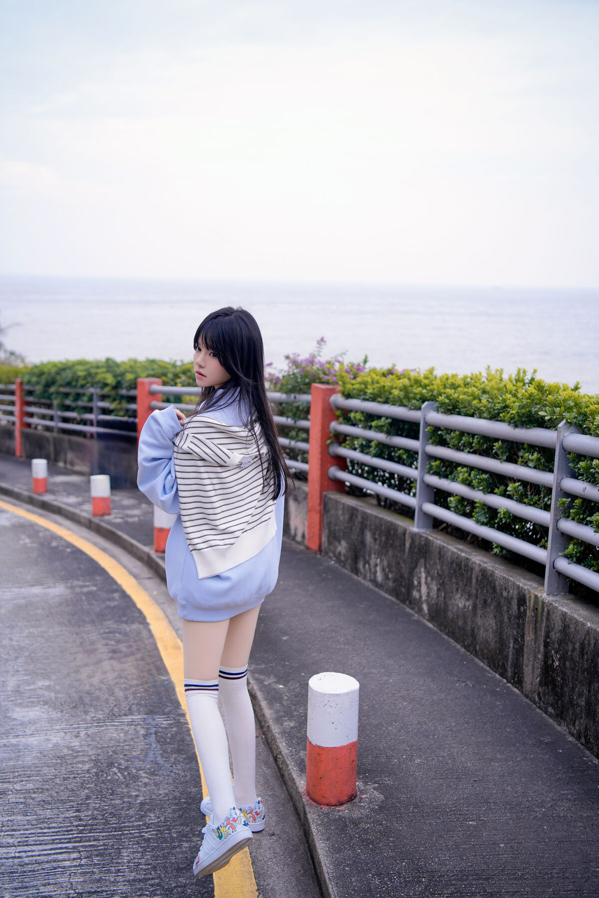 Coser@ Cherry Blossom Meow - Blue (21P) Coser@ Cherry Blossom Meow - Blue (21P)