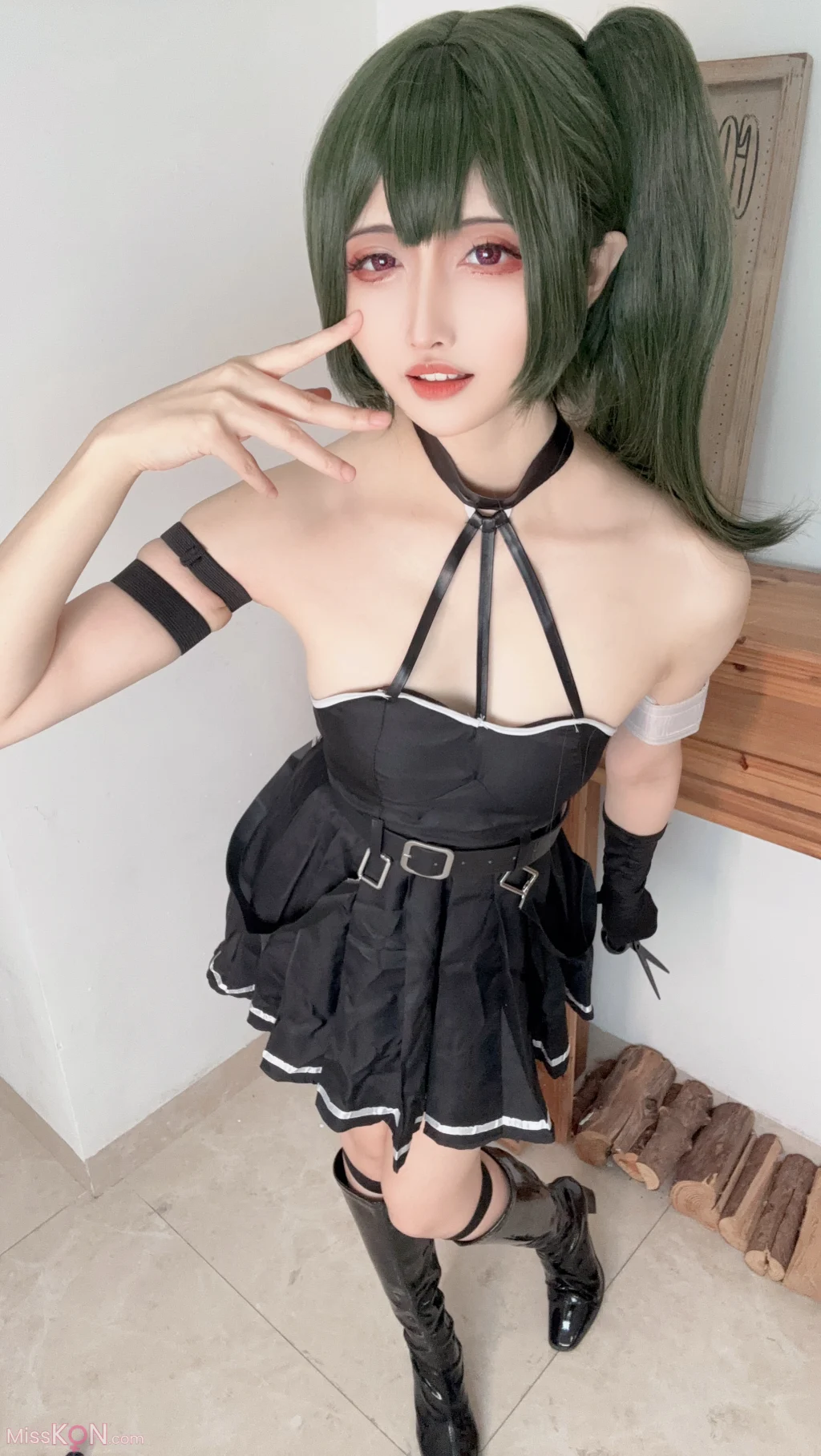 Coser@ Rei Yamazaki: Frieren Beyond Journey Coser@ Rei Yamazaki: Frieren Beyond Journey