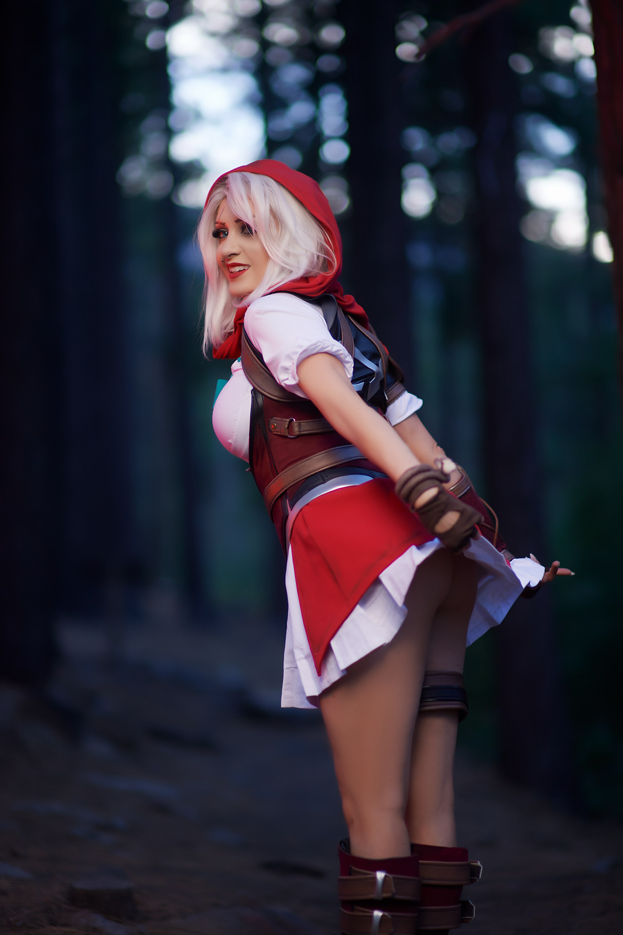Kate Sarkissian - Little Red Riding Hood Kate Sarkissian - Little Red Riding Hood