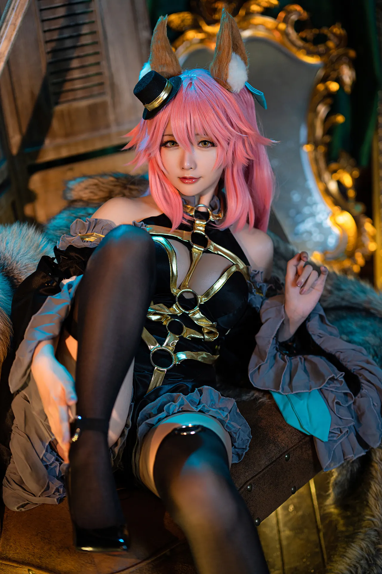 In front of Tamamo In front of Tamamo