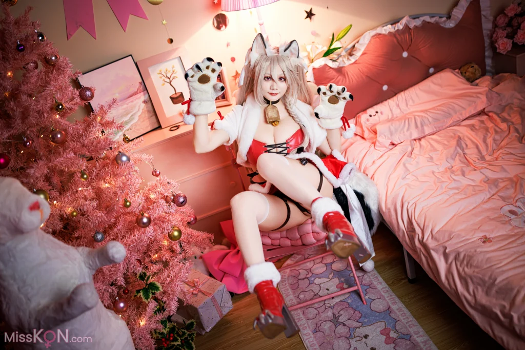 Coser@ Axue Xue: Christmas Evening Standing (53 photos) Coser@ Axue Xue: Christmas Evening Standing (53 photos)