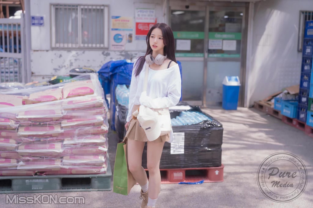 Pure Media Vol.287: Yeha (예하) (182 photos + 1 video) Pure Media Vol.287: Yeha (예하) (182 photos + 1 video)