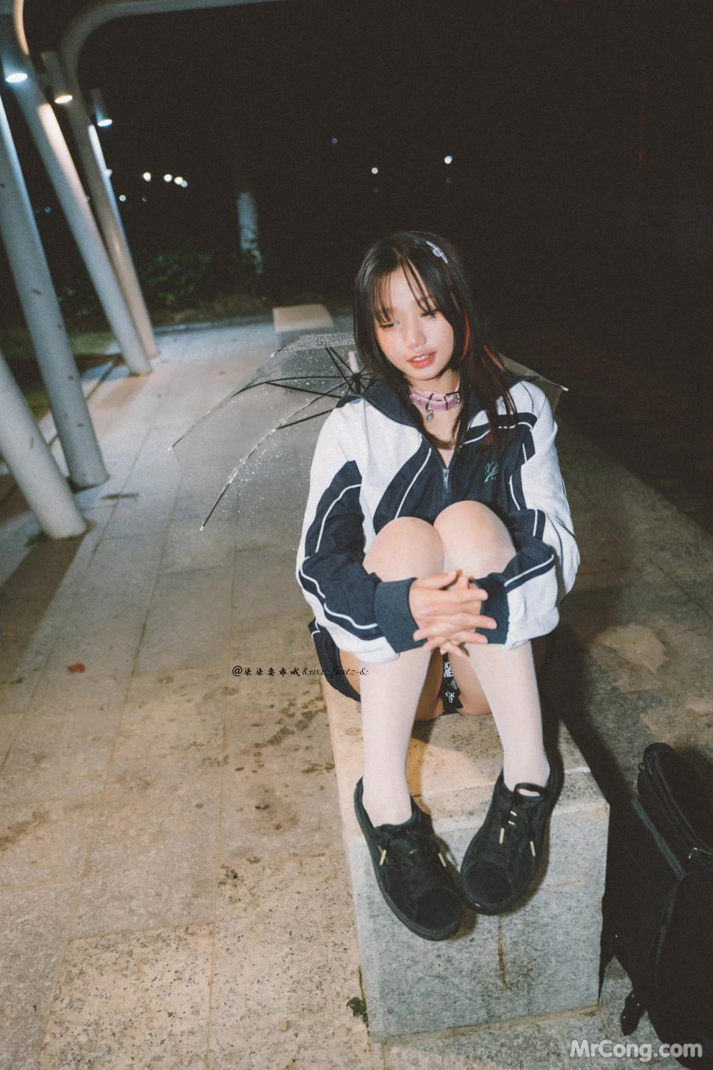Coser@柒柒要乖哦: School Uniform (42 photos + 1 video) Coser@柒柒要乖哦: School Uniform (42 photos + 1 video)