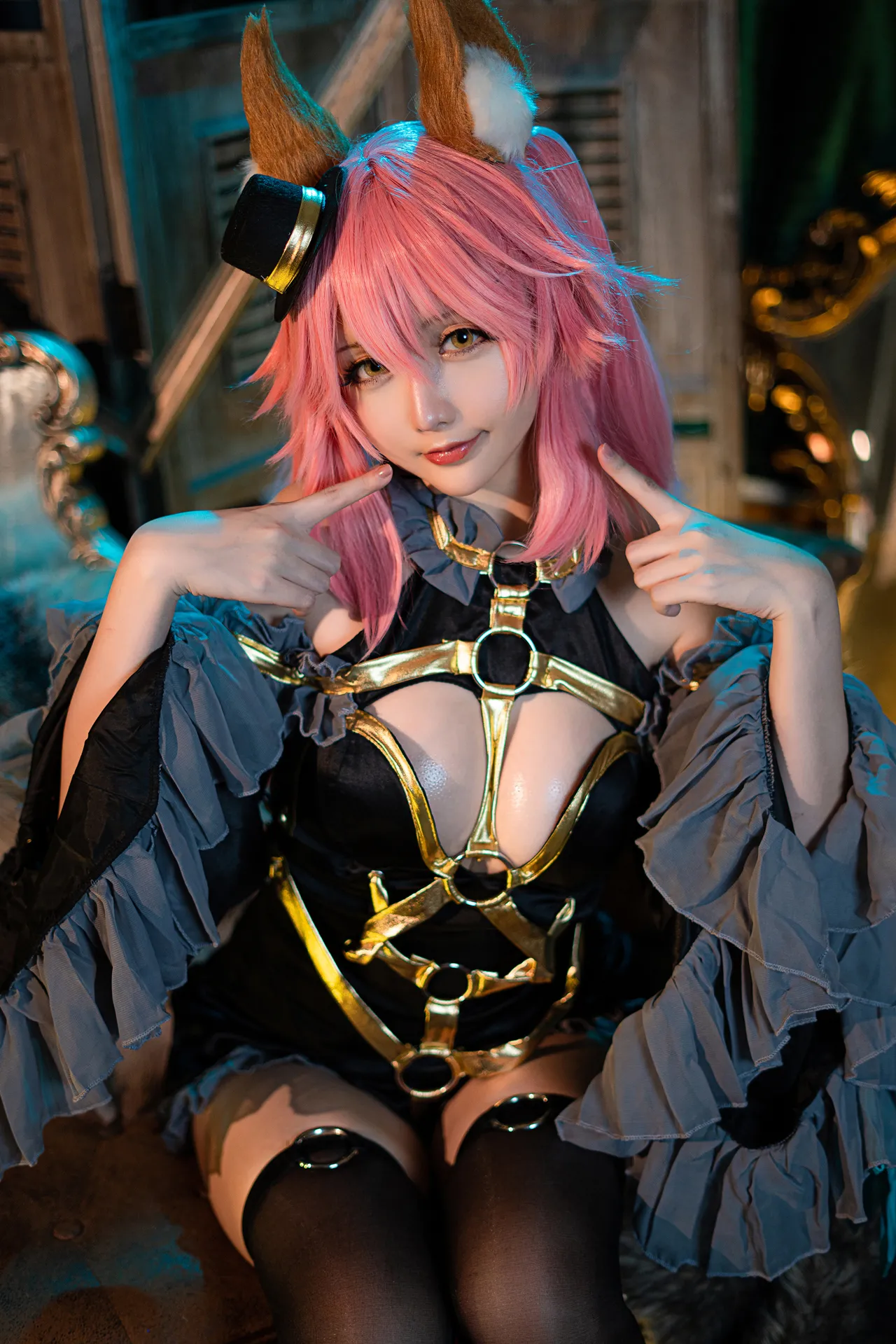 In front of Tamamo In front of Tamamo