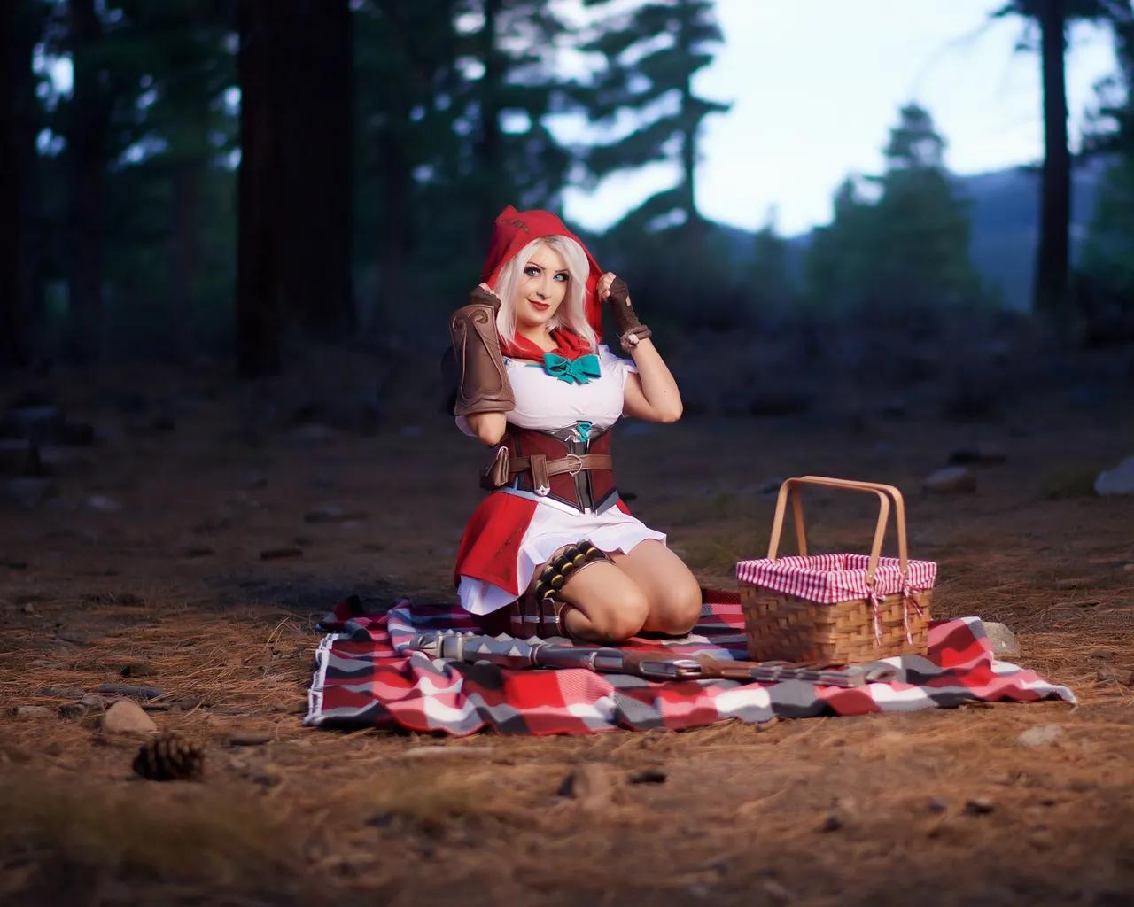 Kate Sarkissian - Little Red Riding Hood Kate Sarkissian - Little Red Riding Hood