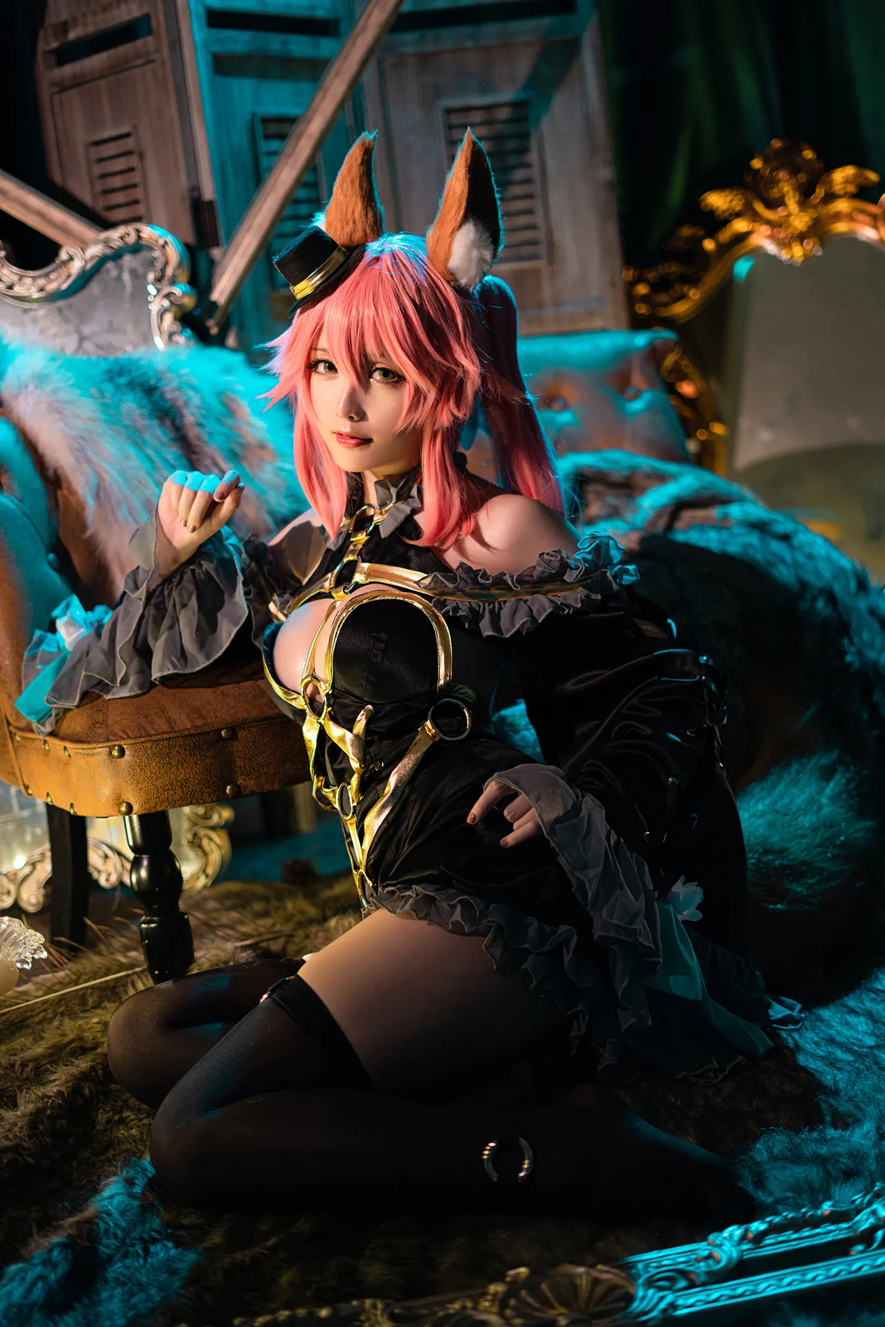 In front of Tamamo In front of Tamamo