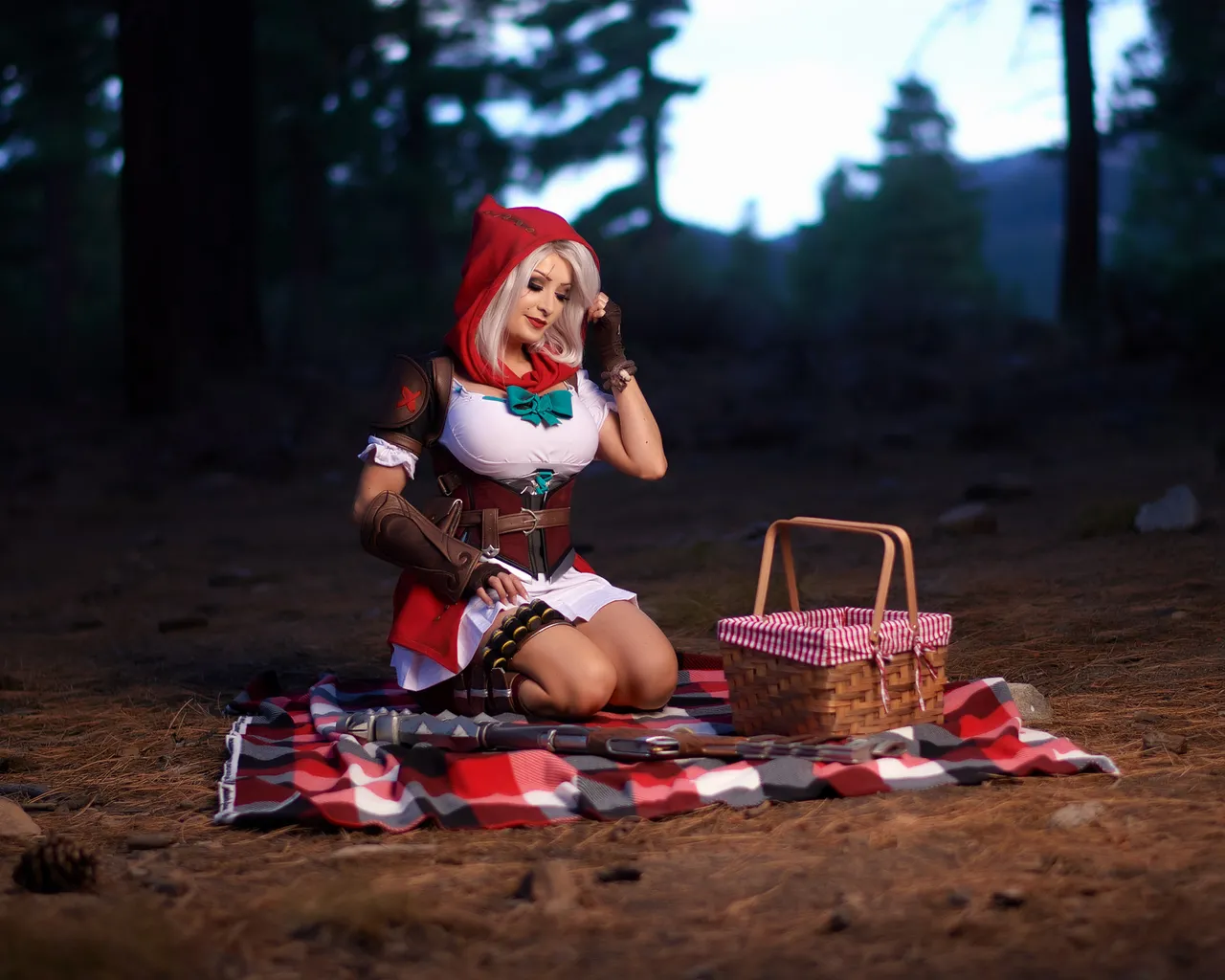 Kate Sarkissian - Little Red Riding Hood Kate Sarkissian - Little Red Riding Hood