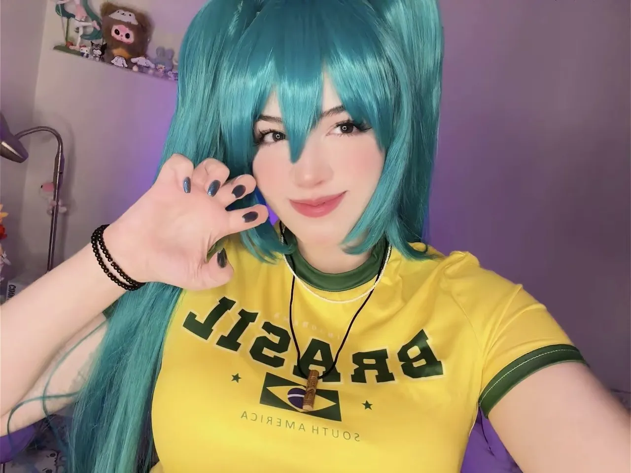 Cosslynns - Brazilian Miku Cosslynns - Brazilian Miku