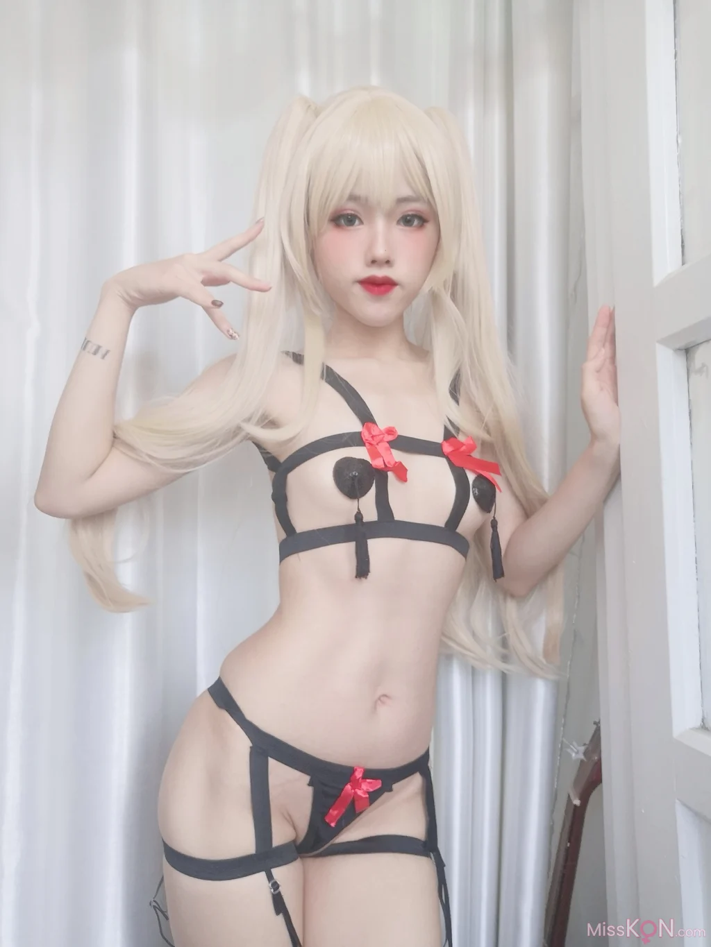 Coser@钛合金TiTi: 血滴子 (27 photos + 3 videos) Coser@钛合金TiTi: 血滴子 (27 photos + 3 videos)