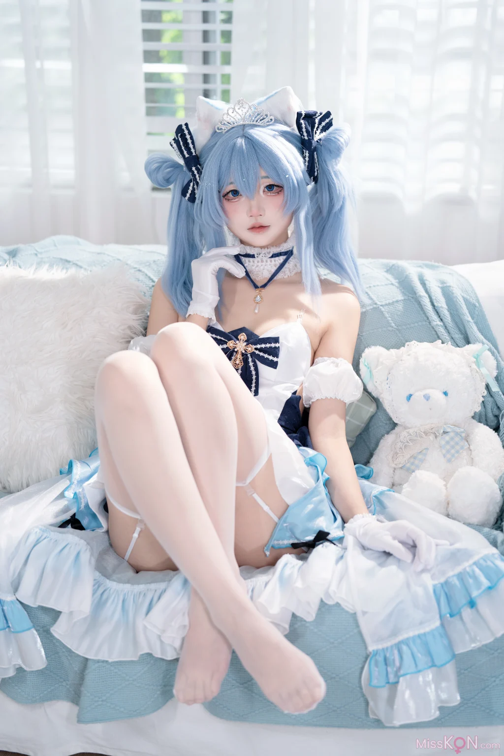 Coser@ Five Awakenings: Azur Lane - Cool Waves (12 photos) Coser@ Five Awakenings: Azur Lane - Cool Waves (12 photos)