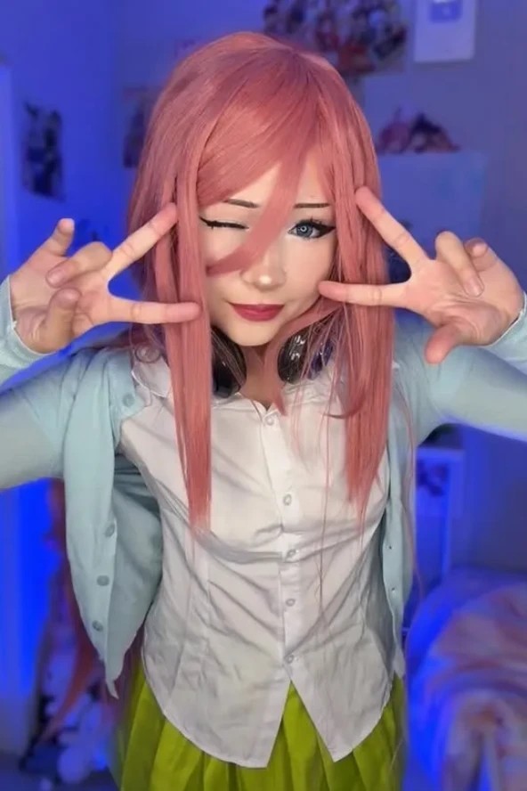 Koraaura - Miku Nakano 1 Koraaura - Miku Nakano