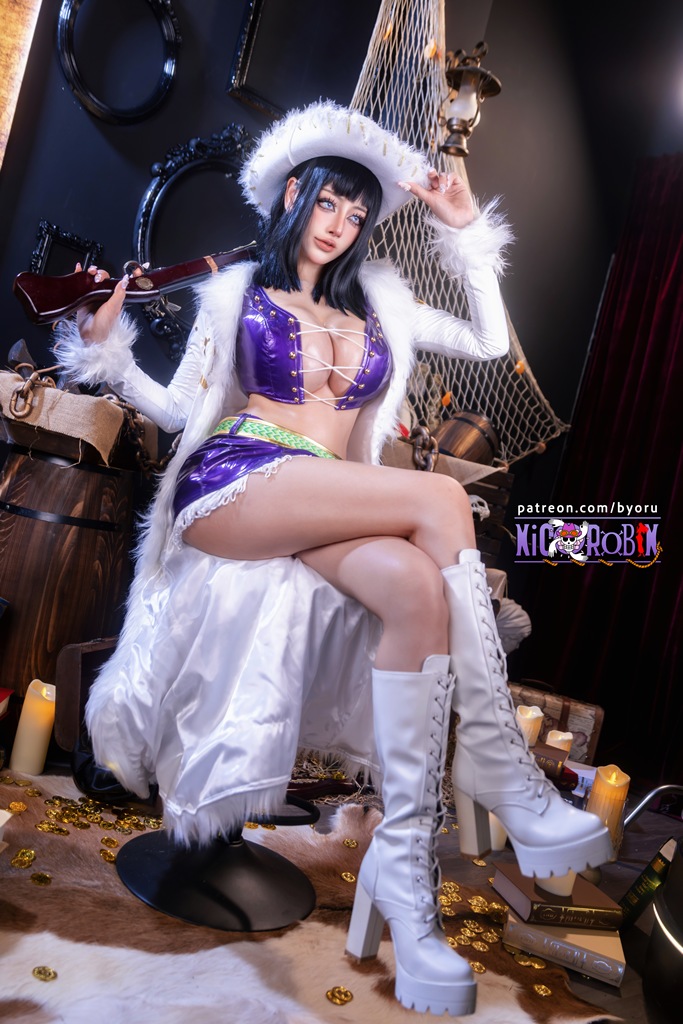 Byoru – Nico Robin Baroque Works 1 Byoru – Nico Robin Baroque Works 1