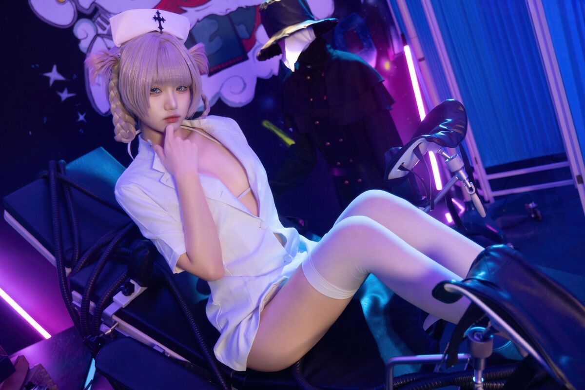Coser@ Qiqi, Be Good - Song of the Night: Nurse Uniform Xiao Qian Part 02 (51P) Coser@ Qiqi, Be Good - Song of the Night: Nurse Uniform Xiao Qian Part 02 (51P)