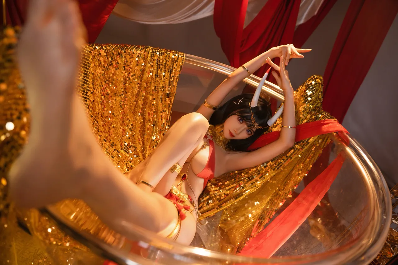Shika Koshika - Noshiro Dancer Shika Koshika - Noshiro Dancer