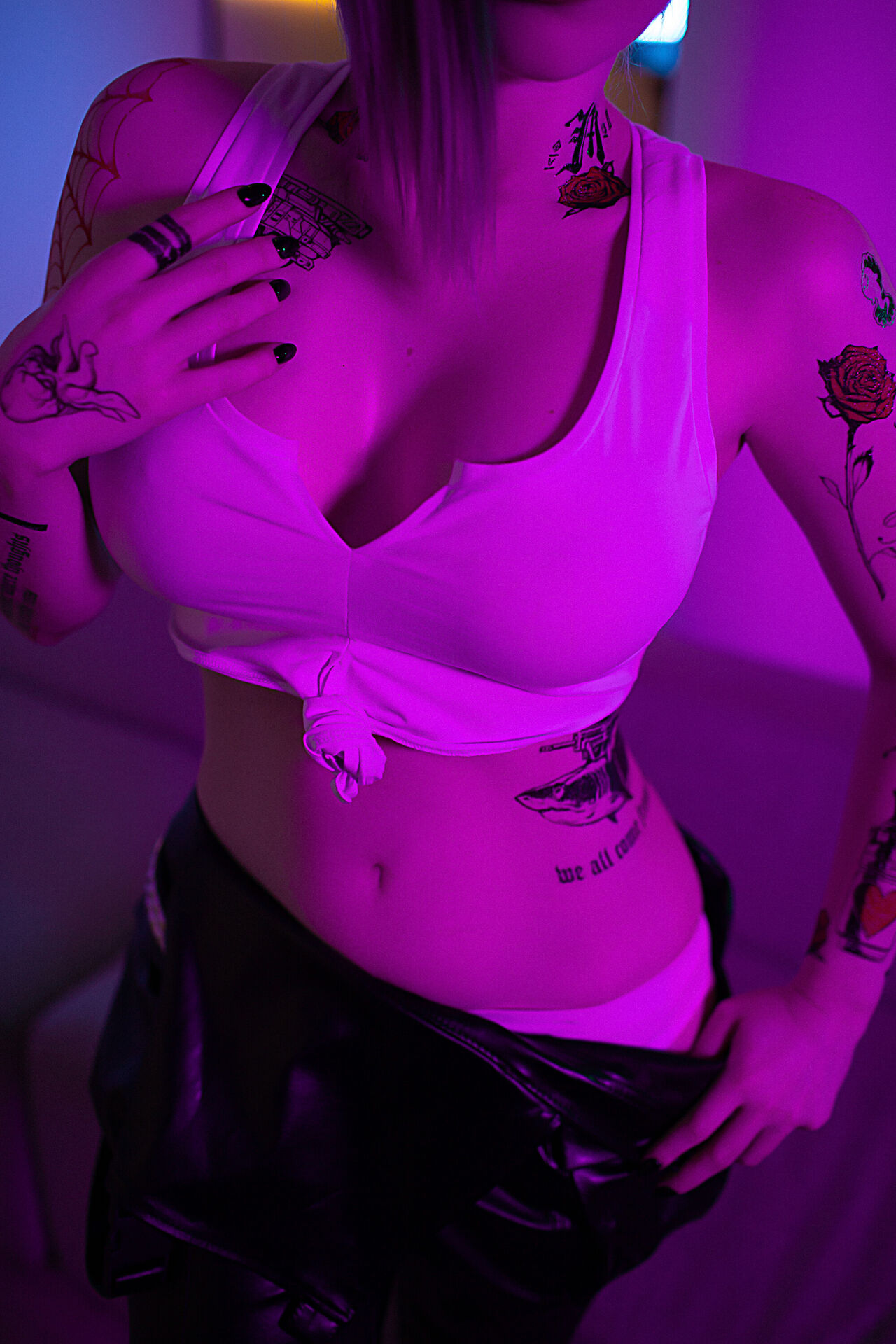 Lady Melamori - Judy Alvarez (Cyberpunk 2077) Full Set + BTS Lady Melamori - Judy Alvarez (Cyberpunk 2077) Full Set + BTS
