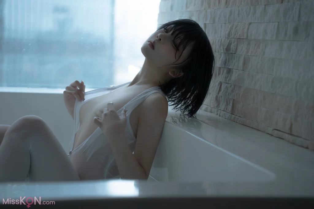 Coser@纸悦Etsu_ko: 透明竞泳 (65 photos) Coser@纸悦Etsu_ko: 透明竞泳 (65 photos)