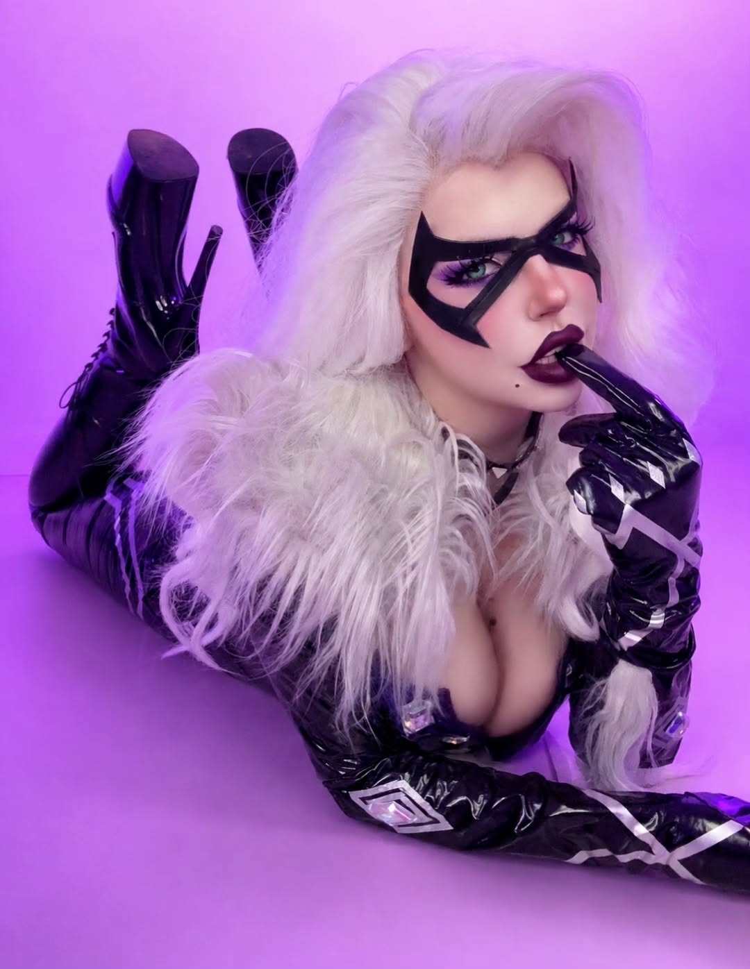 Alexy Sky - Black Cat Alexy Sky - Black Cat