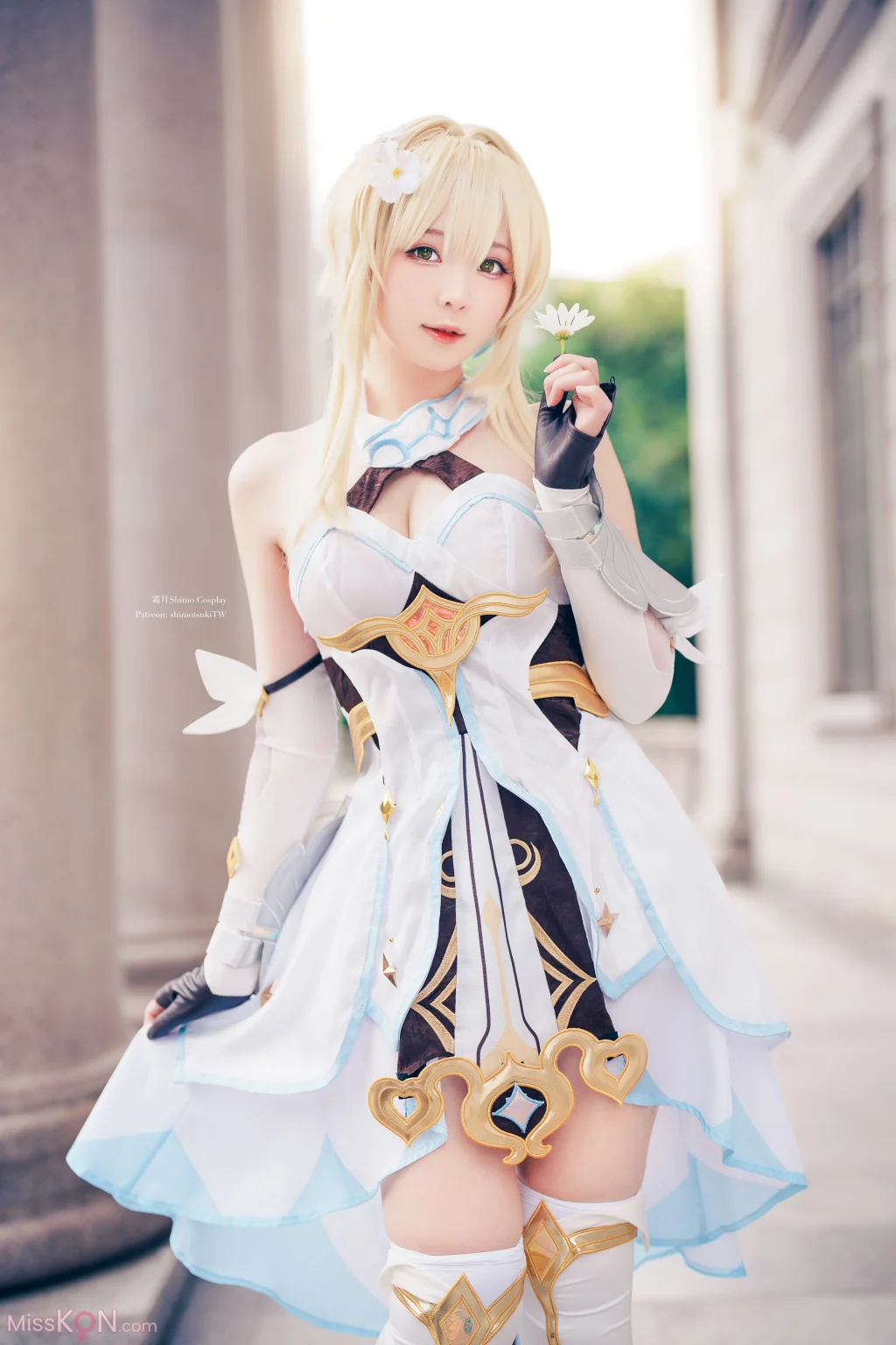 Coser@霜月shimo: Lumine Genshin (18 photos) Coser@霜月shimo: Lumine Genshin (18 photos)