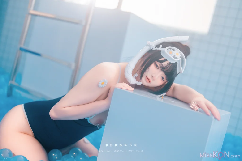 Kosar@落落Raku: 8K 乳环 死库水 (52 photos + 1 video) Kosar@落落Raku: 8K 乳环 死库水 (52 photos + 1 video)