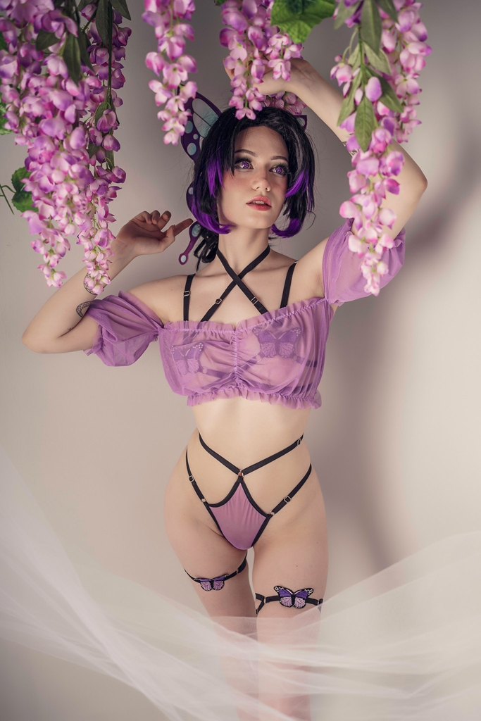 Moondays – Shinobu Kocho Moondays – Shinobu Kocho
