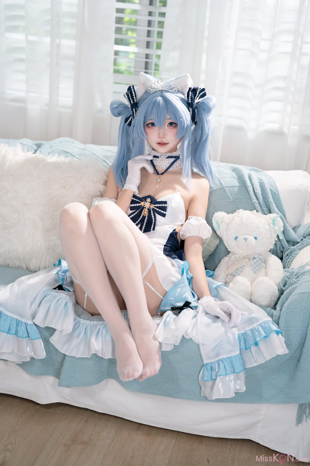 Coser@ Five Awakenings: Azur Lane - Cool Waves (12 photos) Coser@ Five Awakenings: Azur Lane - Cool Waves (12 photos)